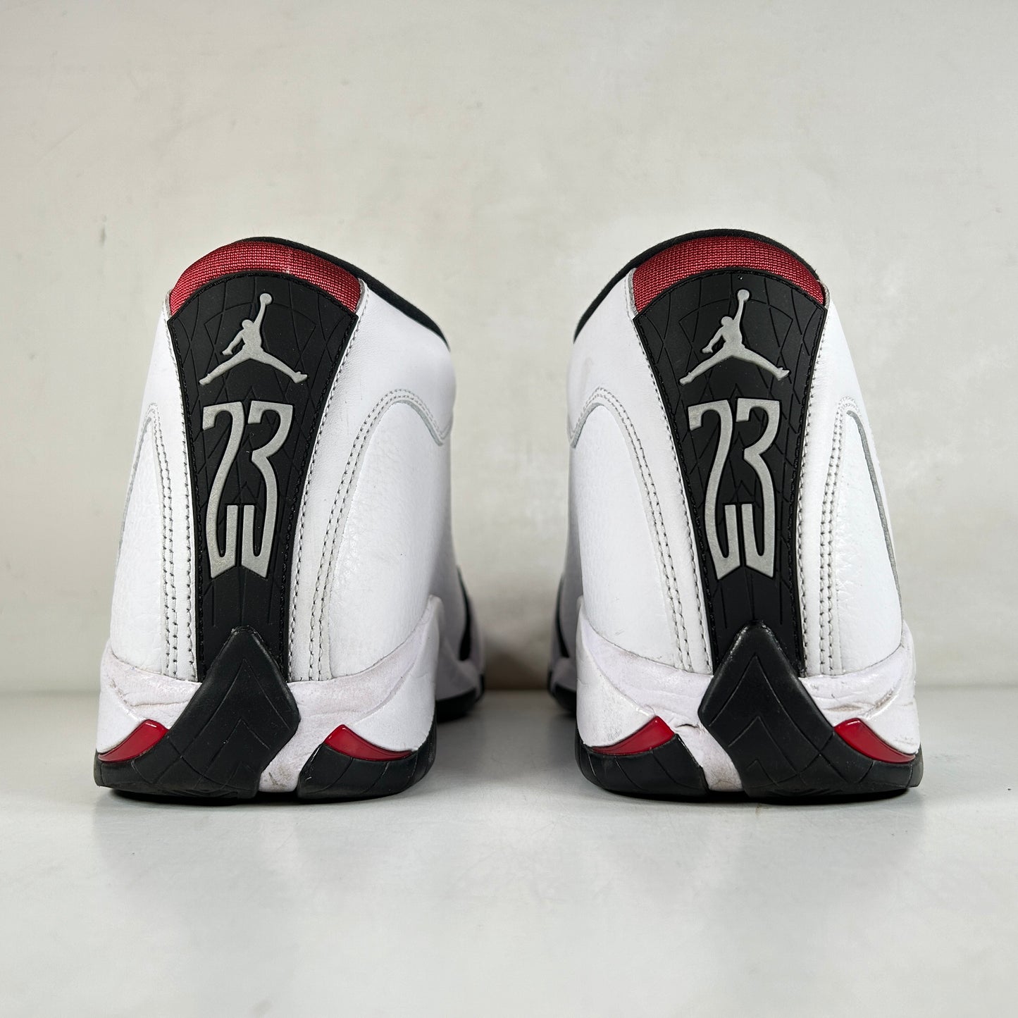 487471 160 Jordan 14 Retro Black Toe (2024) [USED] - 10 M (Used)