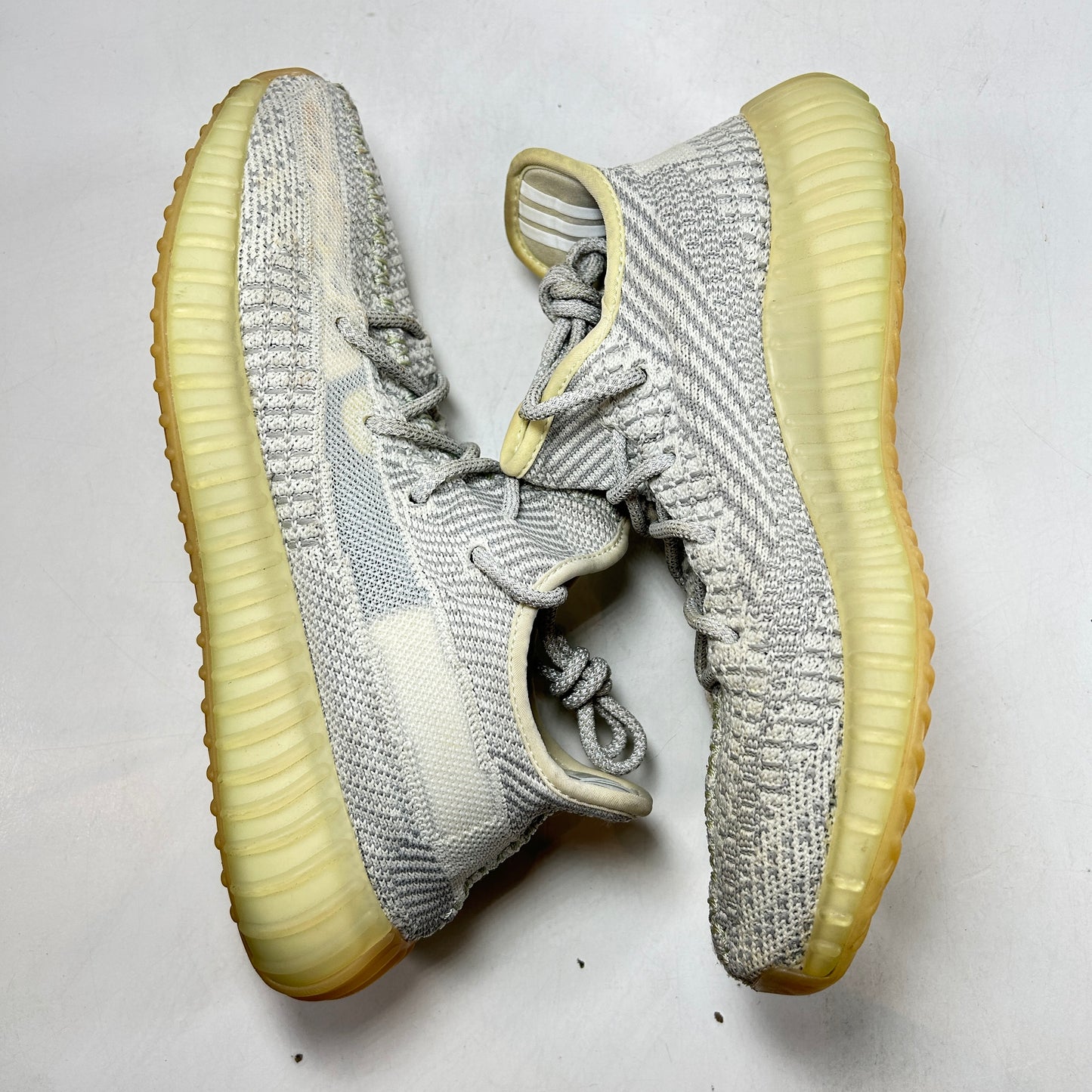 FX4348 adidas Yeezy Boost 350 V2 Yeshaya (Non-Reflective) - 6.5 M [USED]