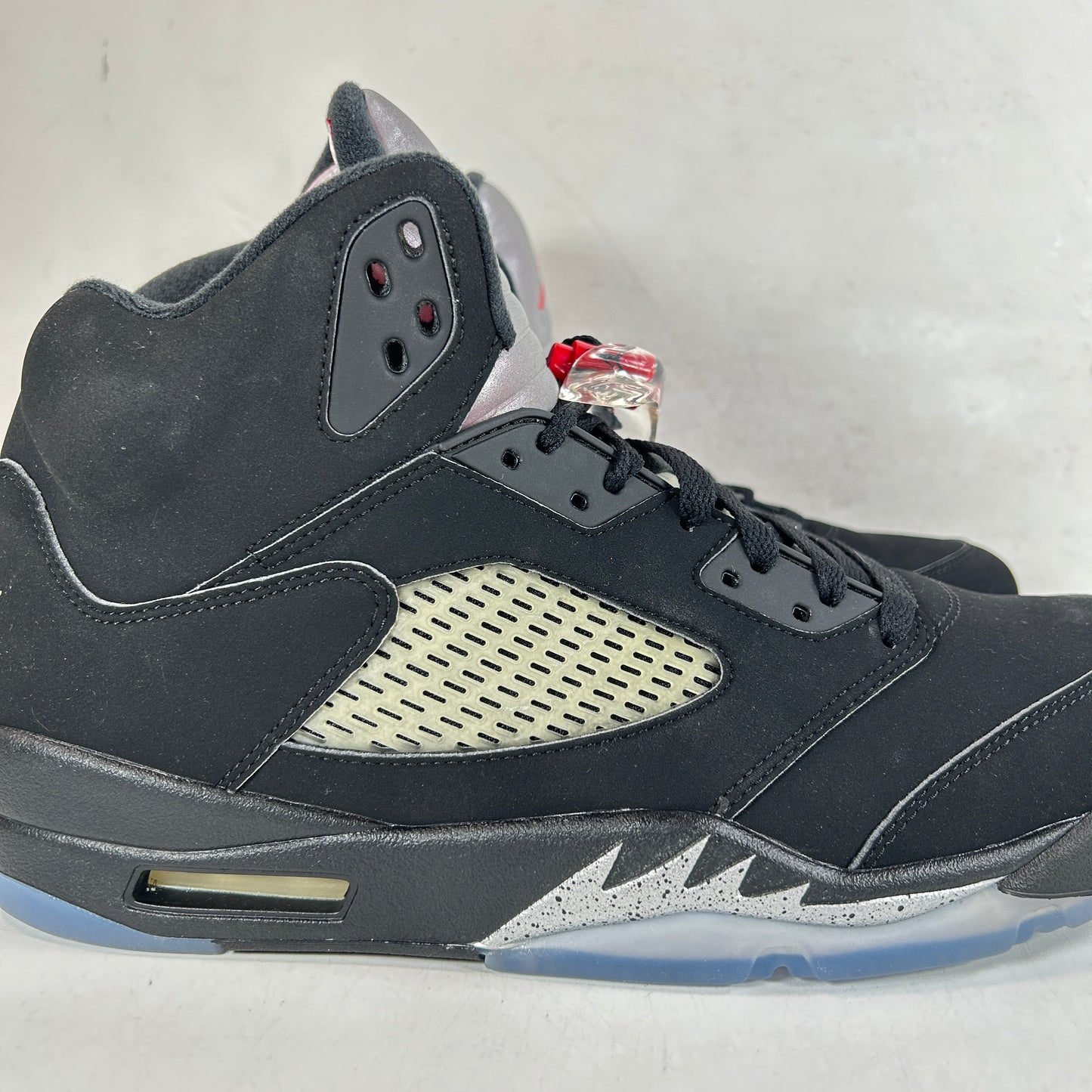 845035 003 Jordan 5 Retro Black Metallic (2016) [CONDITIONAL] - 11.5 M (Slight Yellowing)