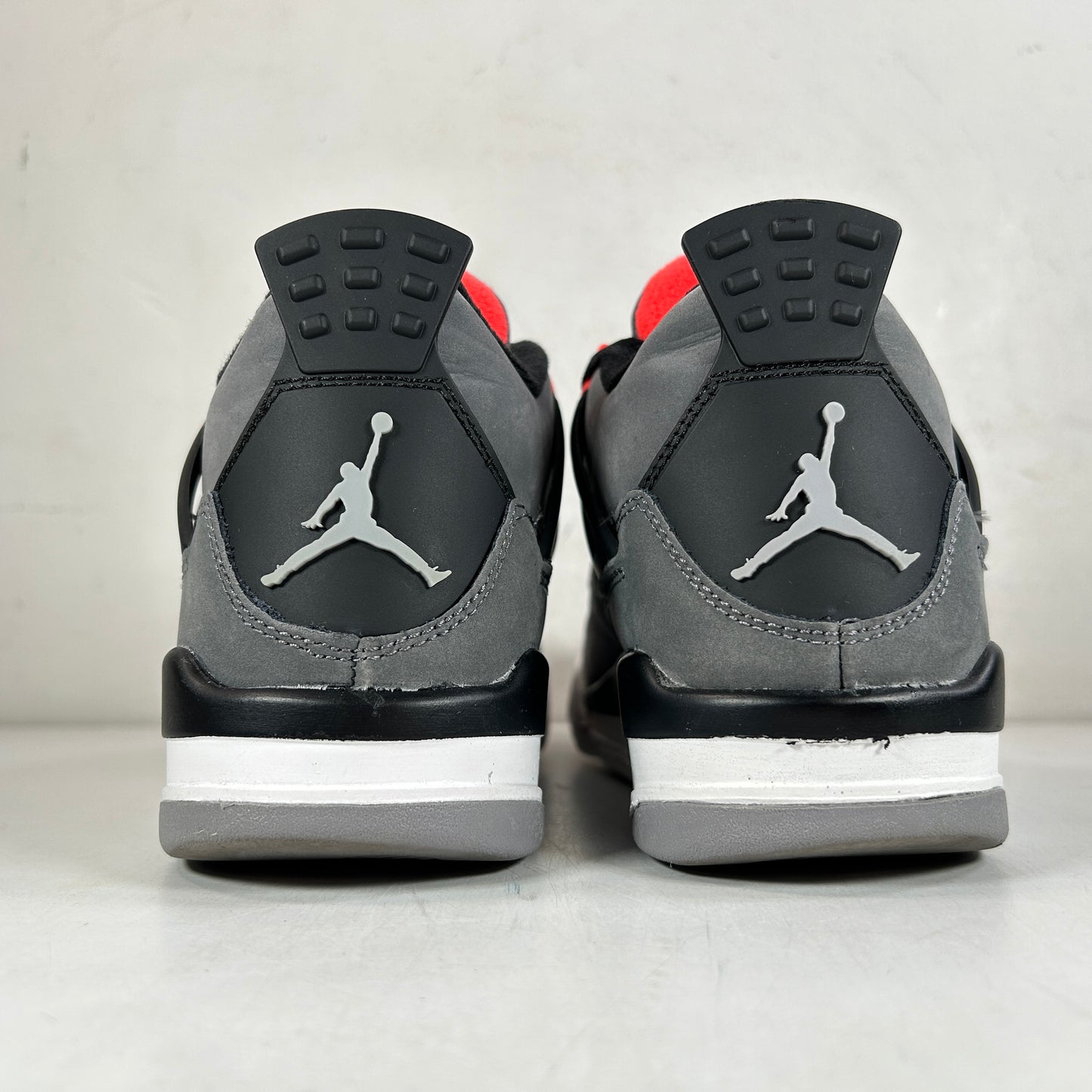 408452 061 Jordan 4 Retro Infrared (GS) [USED] - 4 Y (Used)