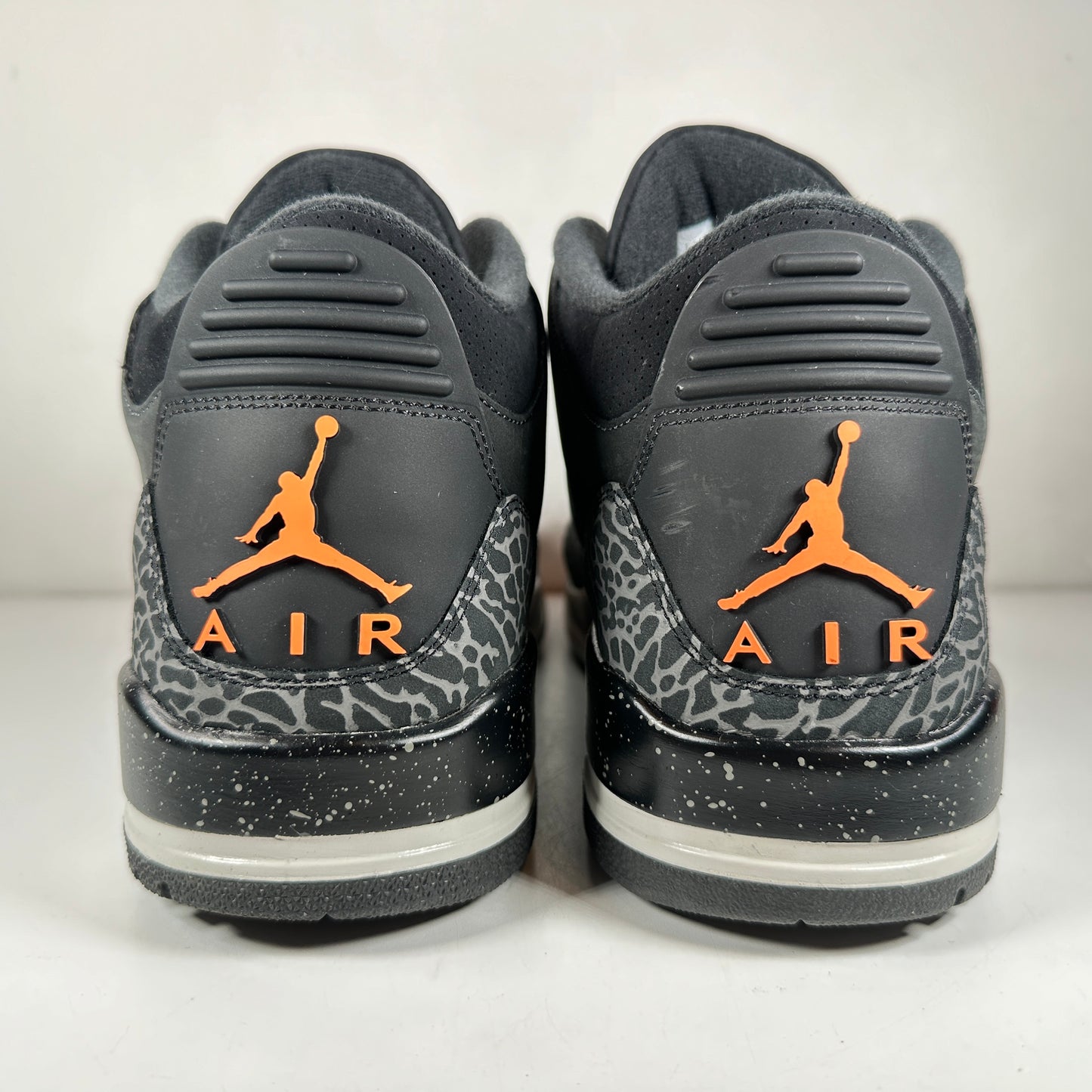 CT8532 080 Jordan 3 Retro Fear Pack (2023) [USED] - 13 M (Used)