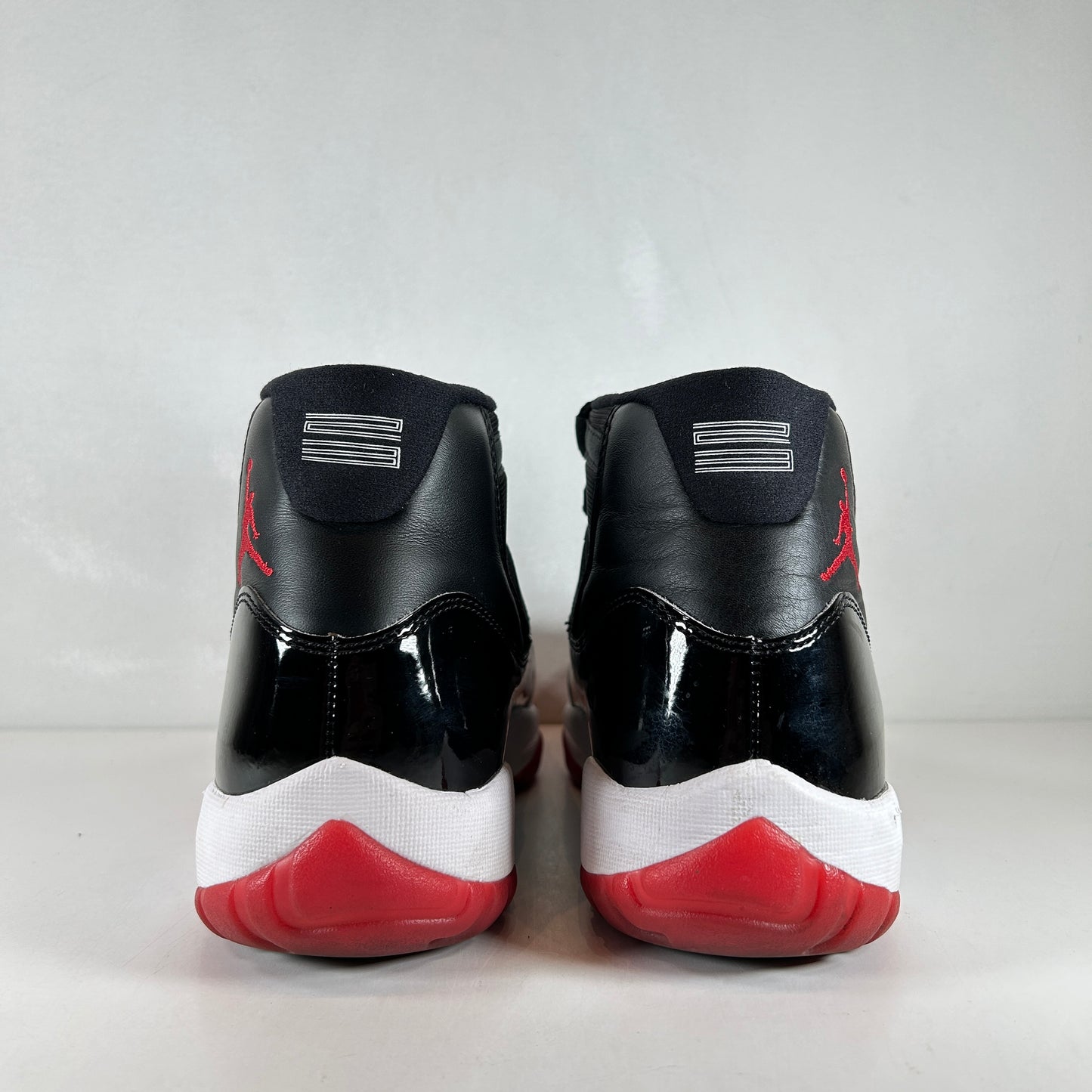 378037 061 Jordan 11 Bred (2019) [USED] - 10.5 M (Used2) (No Box2)