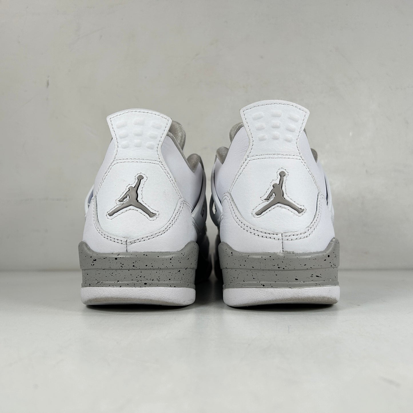 DJ4699 100 Jordan 4 Retro White Oreo (2021) (GS) [USED] - 6 Y (Used)