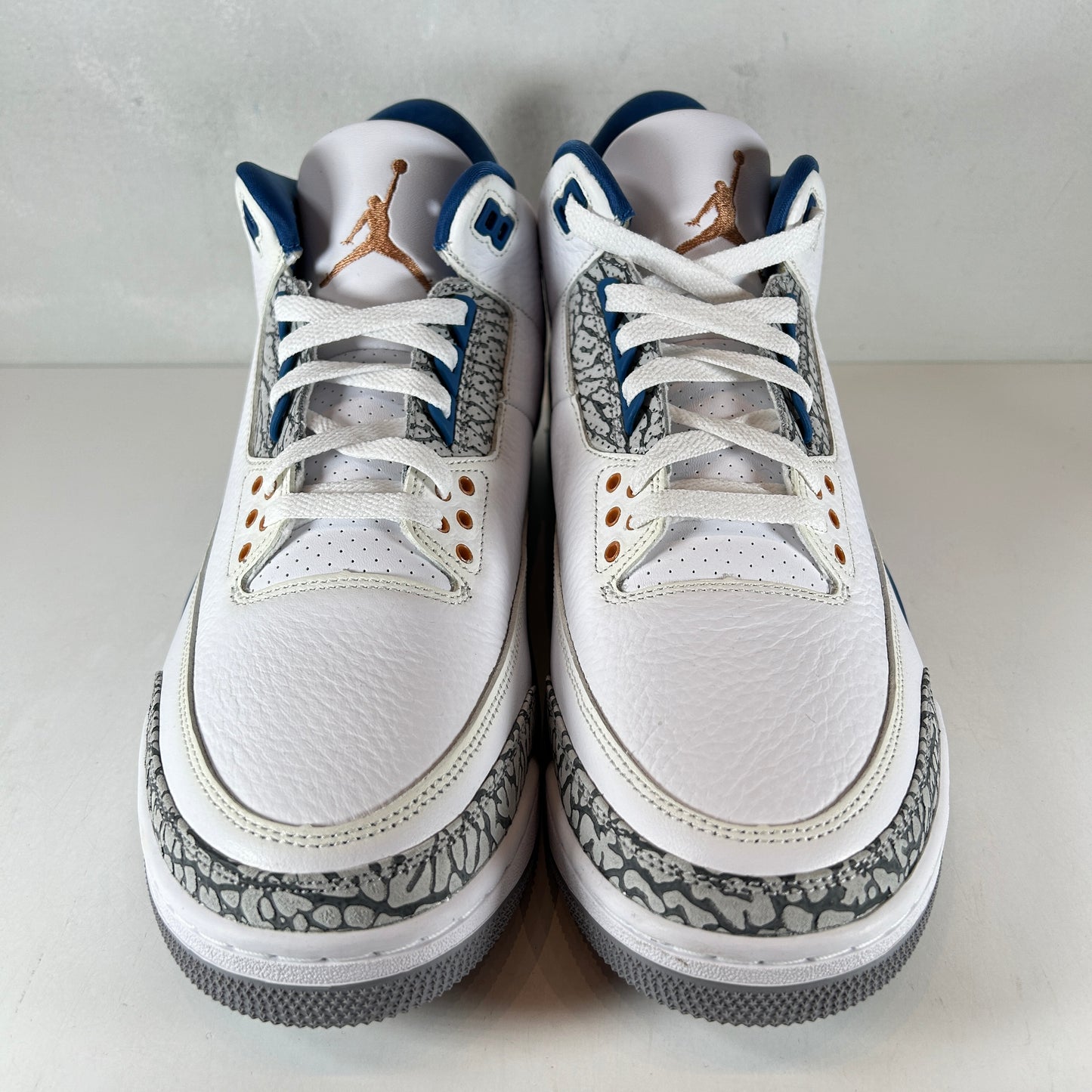 CT8532 148 Jordan 3 Retro Magos