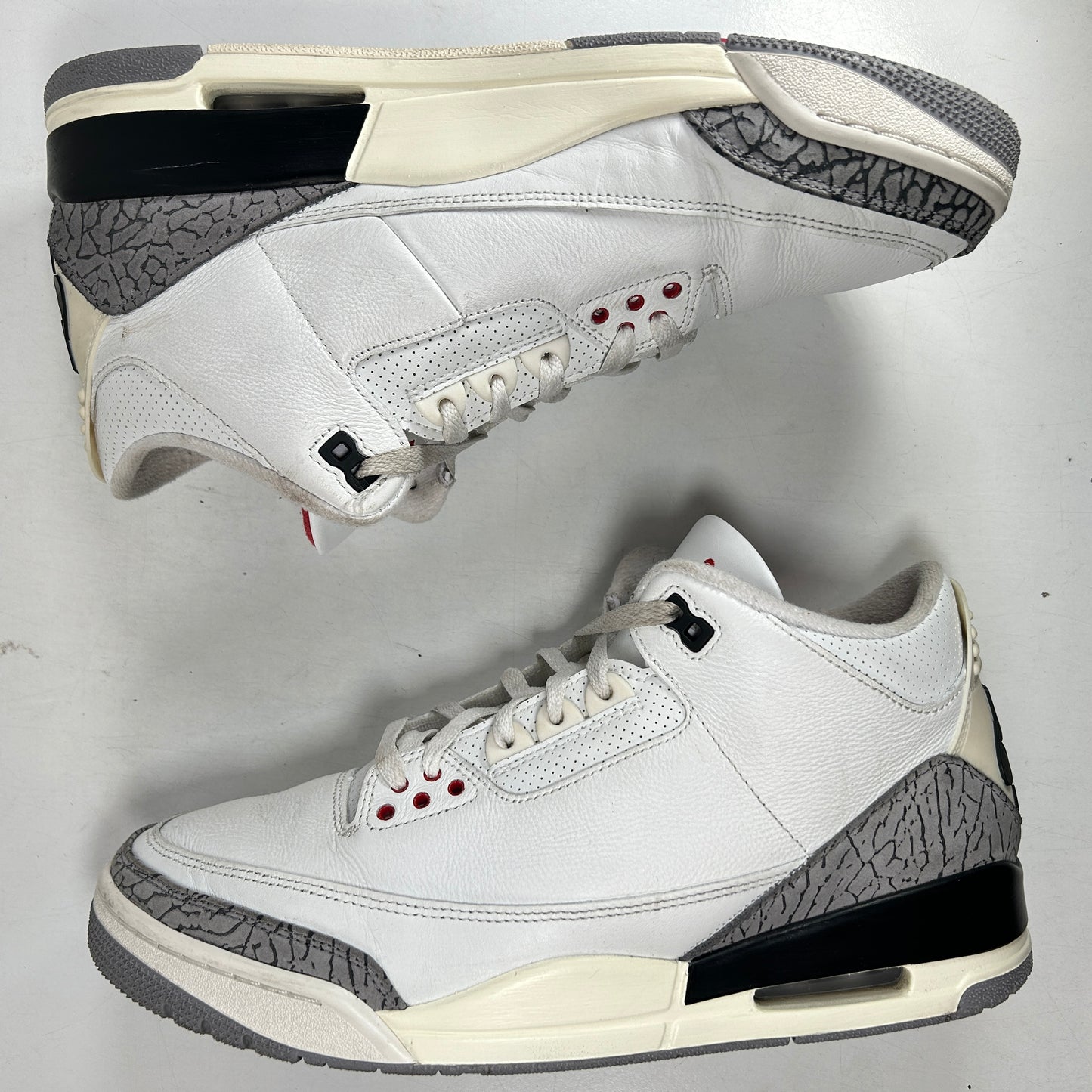 DN3707 100 Jordan 3 Retro White Cement Reimagined [USED] - 12 M (Used)