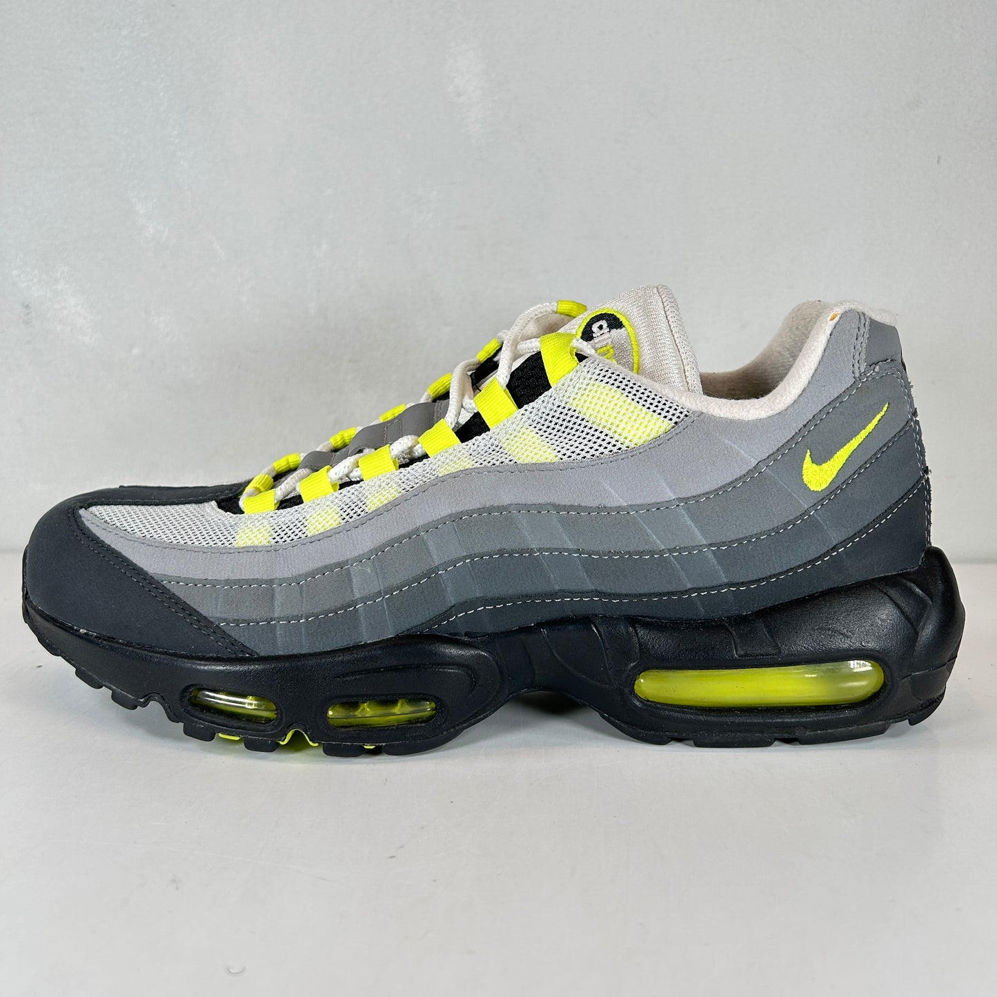 CT1689 001 Nike Air Max 95 OG Neon (2020) [USED] - 10.5 M (VNDS)