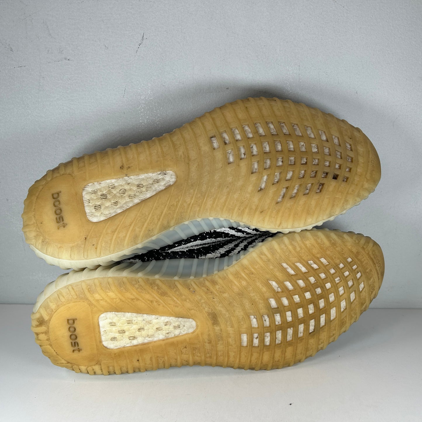 CP9654 adidas Yeezy Boost 350 V2 Zebra [USED] - 13 M (Used)