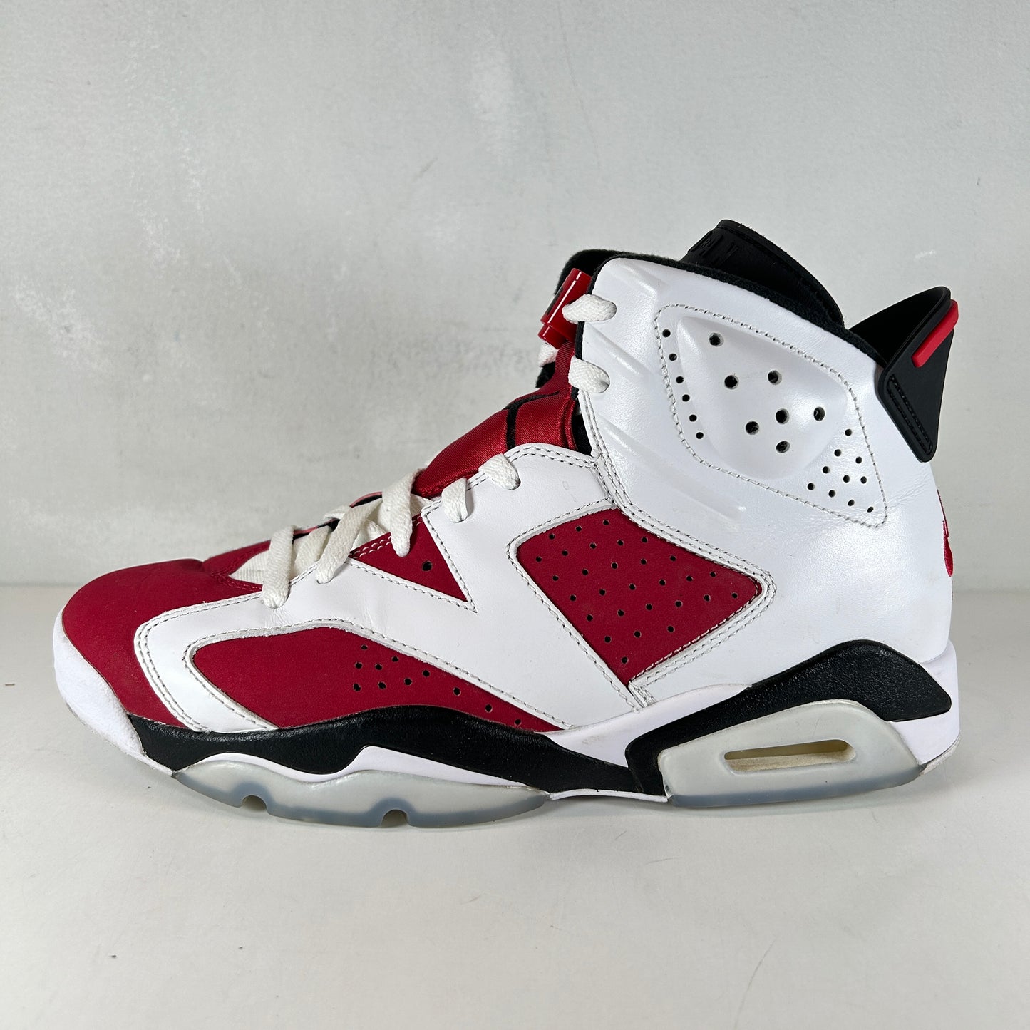 CT8529 106 Jordan 6 Retro Carmine [USED] - 9 M (Used2)