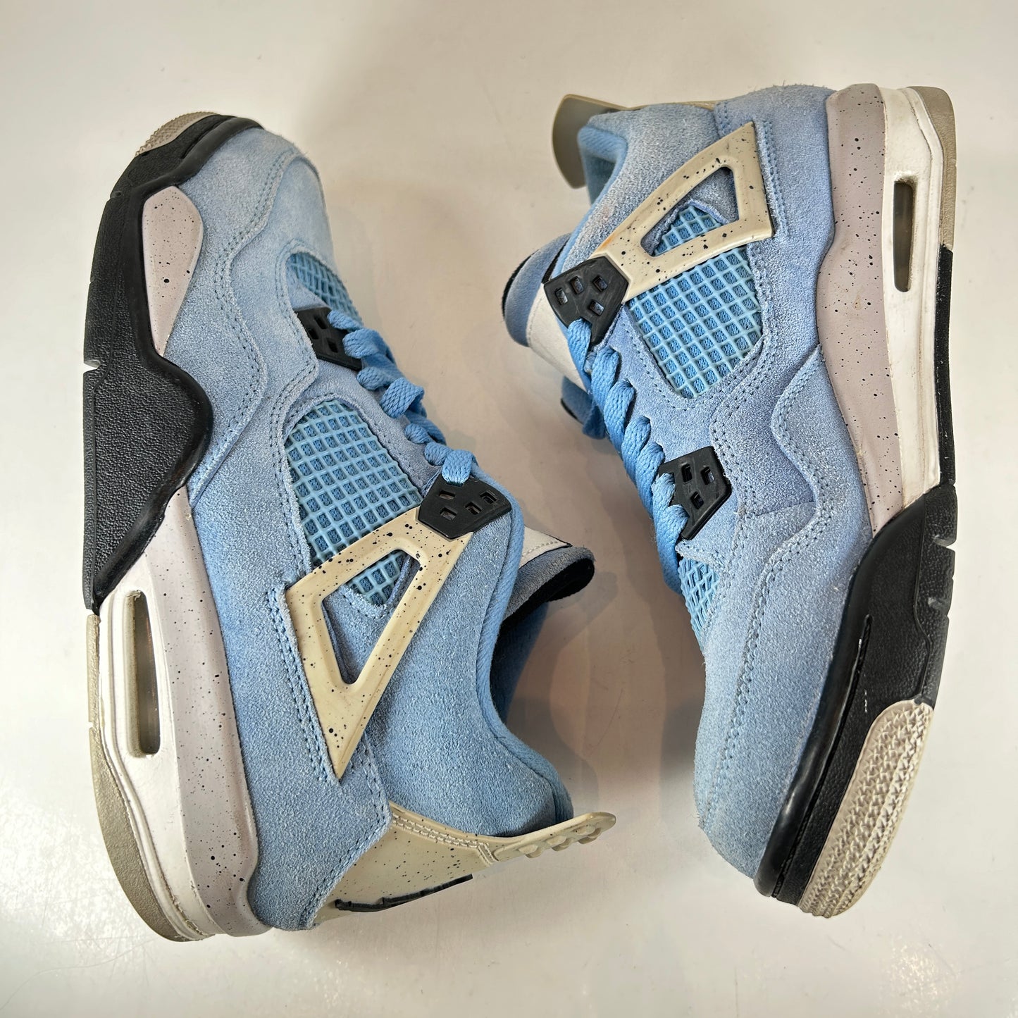 408452 400 Jordan 4 Retro University Blue (GS) [USED] - 7 Y (Used) (No Box)