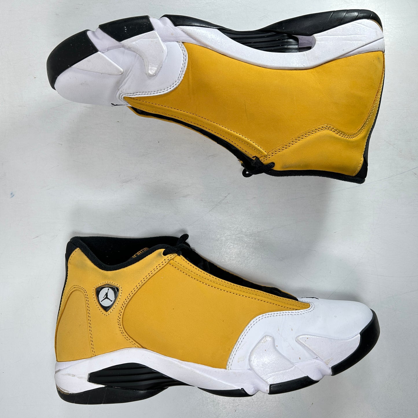 487471 701 Jordan 14 Retro Light Ginger (2022) [USED] - 12 M (Used)