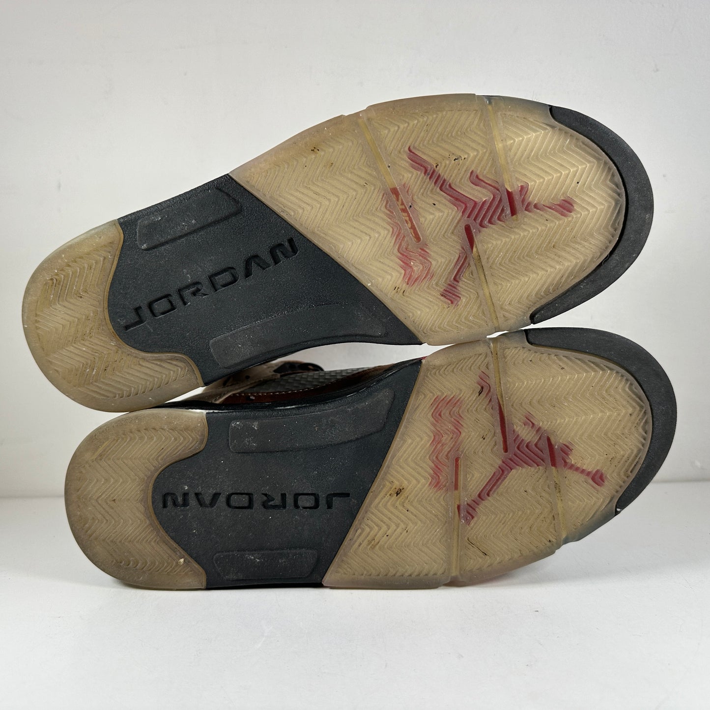 824371 201 Jordan 5 Retro Supreme Desert Camo [USED] - 11 M (Used)
