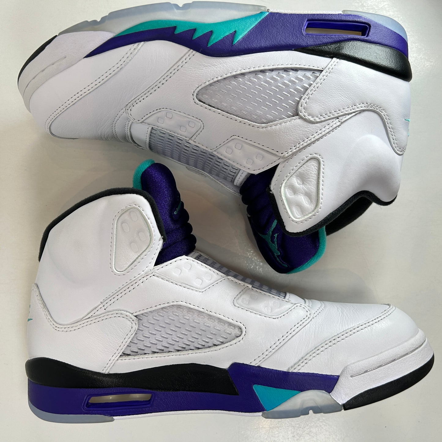 AV3919 135 Jordan 5 Retro Grape Fresh Prince [USED] - 8.5 M (VNDS)