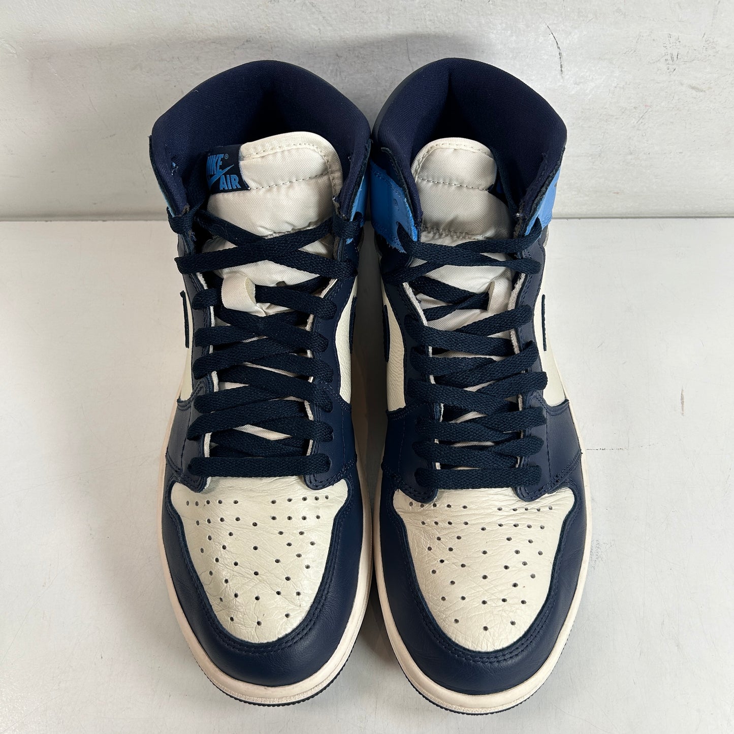 555088 140 Jordan 1 Retro High Obsidian [USED] - 10.5 M (Used)