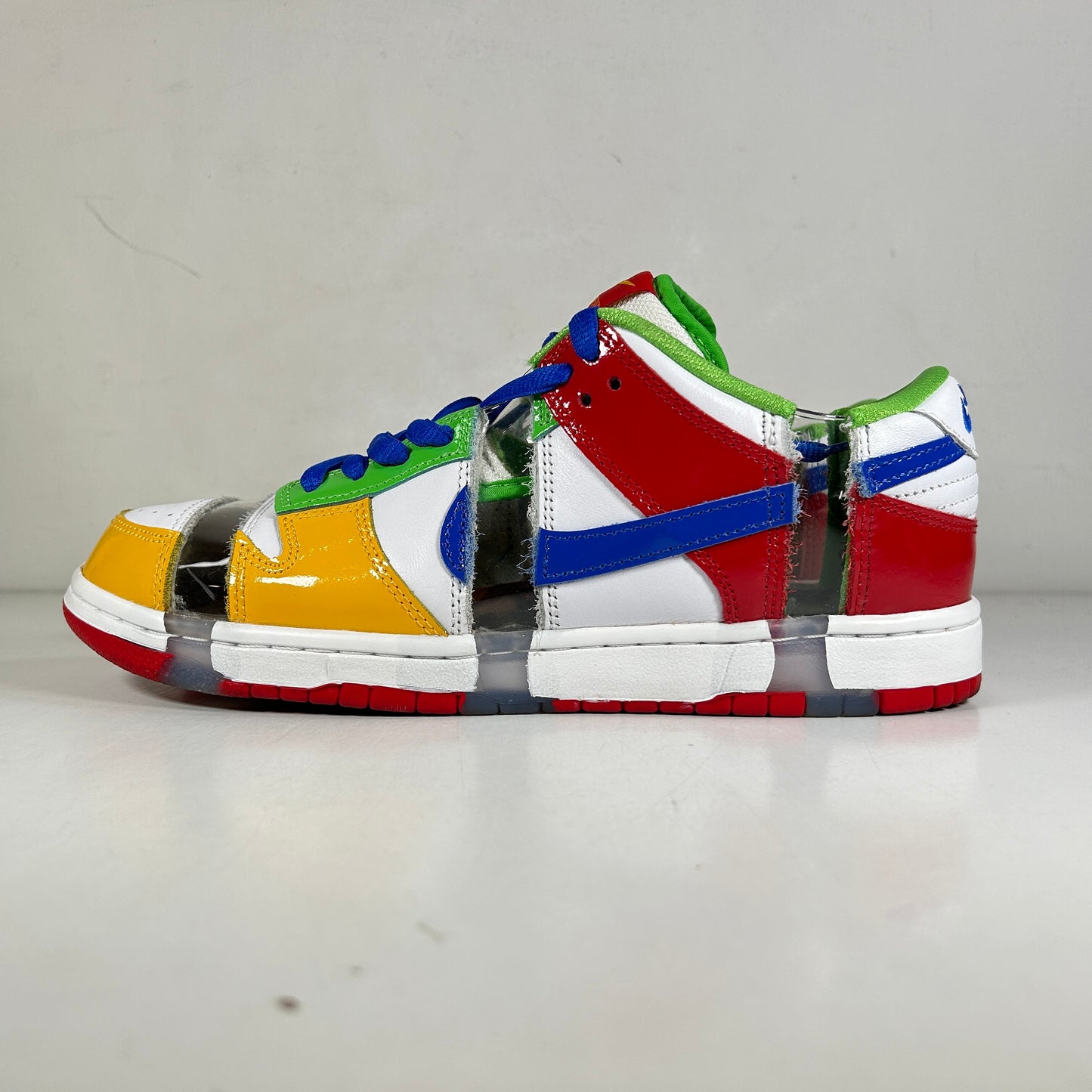 FD8777 100 Nike SB Dunk Low Sandy Bodecker [USED] - 10 M (Used)