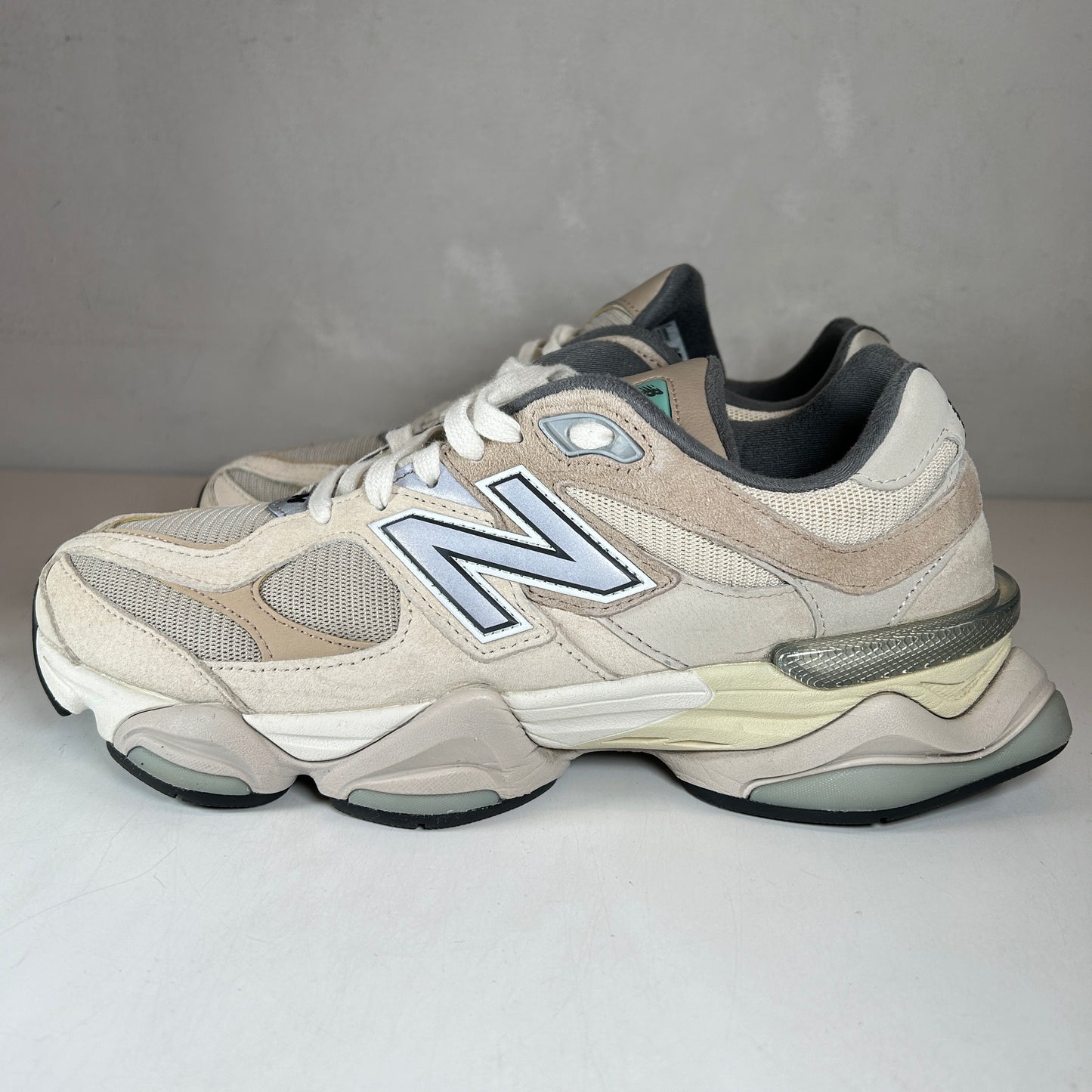 U9060MAC New Balance 9060 Sea Salt [USED] - 10 M (Used)