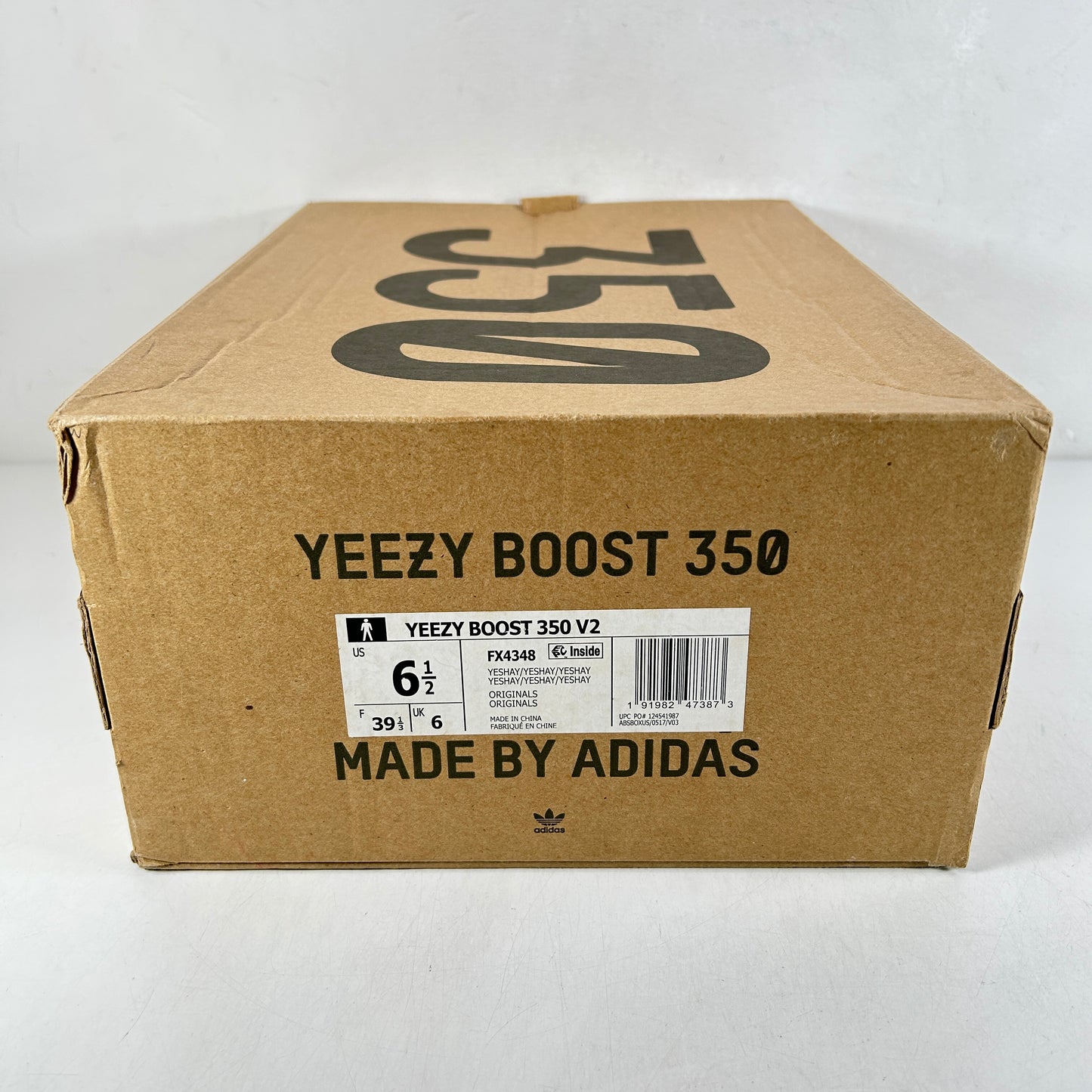 FX4348 adidas Yeezy Boost 350 V2 Yeshaya (Non-Reflective) - 6.5 M [USED]