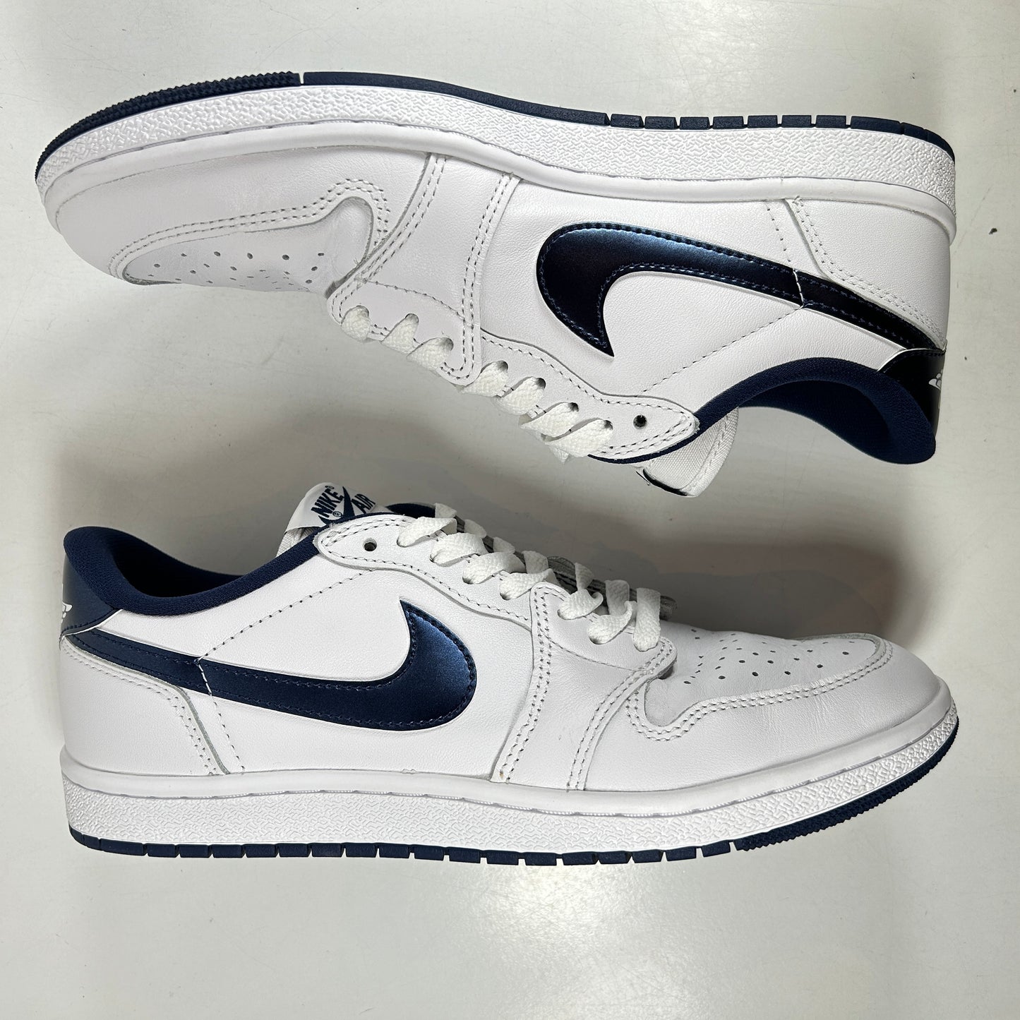 FB9933 141 Air Jordan 1 Retro Low 85 'Metallic Blue' [USED] - 9.5 M (Used)