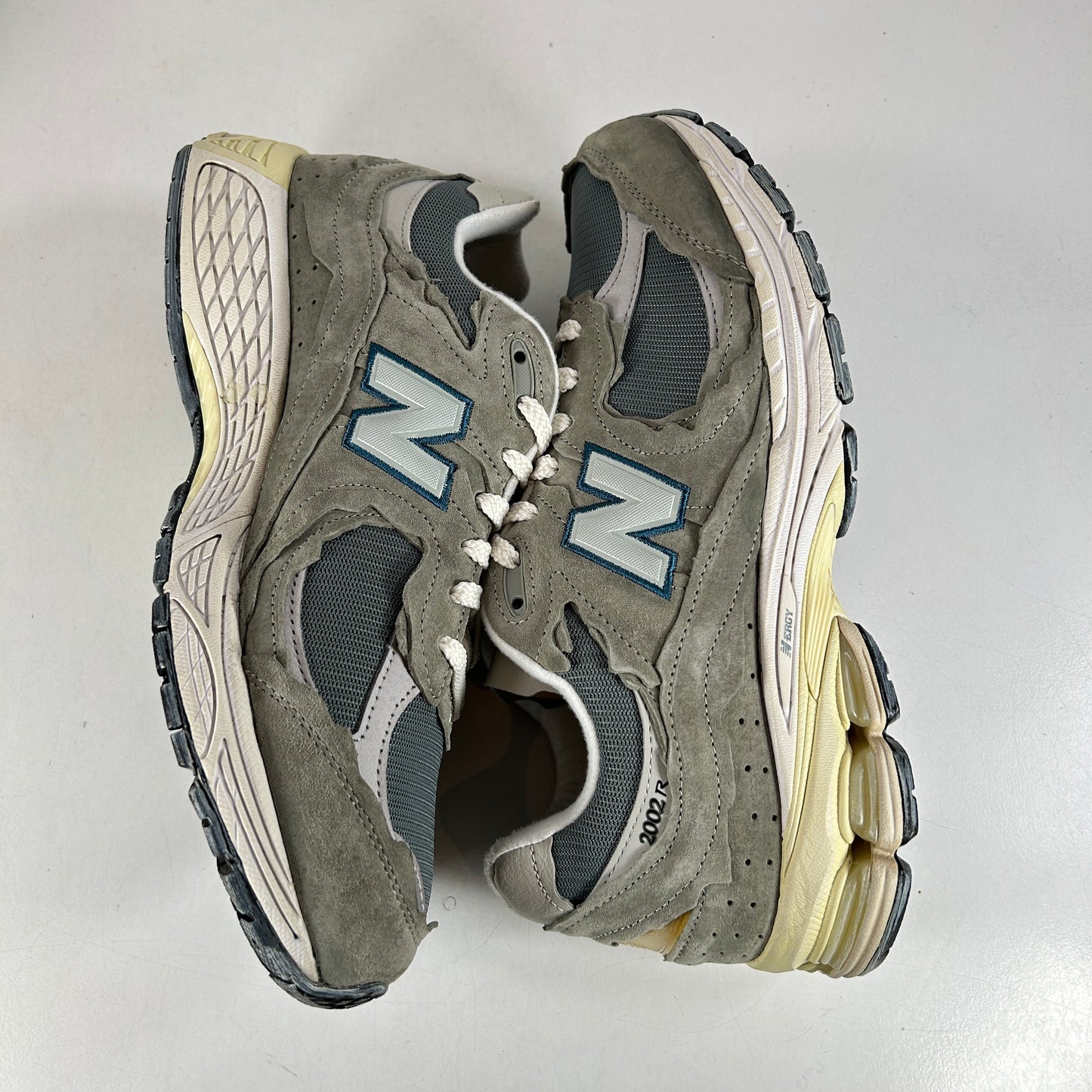 M2002RDD New Balance 2002R Protection Pack Mirage Grey [USED] - 11.5 M (Used)