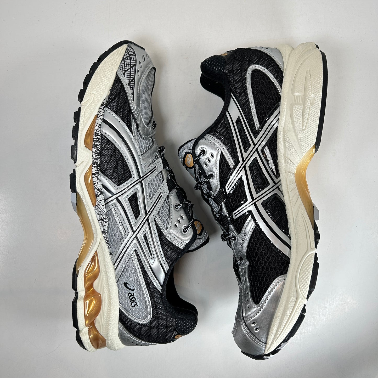1203A543 020 ASICS Gel-Nimbus 10.1 Piedmont Grey [USED] - 9.5 M (Used)