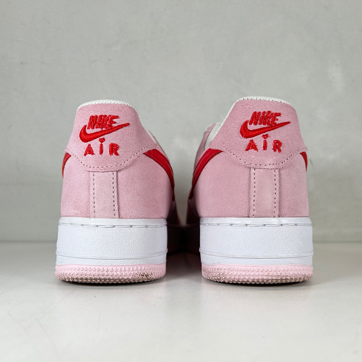 DD3384 600 Nike Air Force 1 Low '07 QS Valentine's Day Love Letter [USED] - 8.5 M (Used)