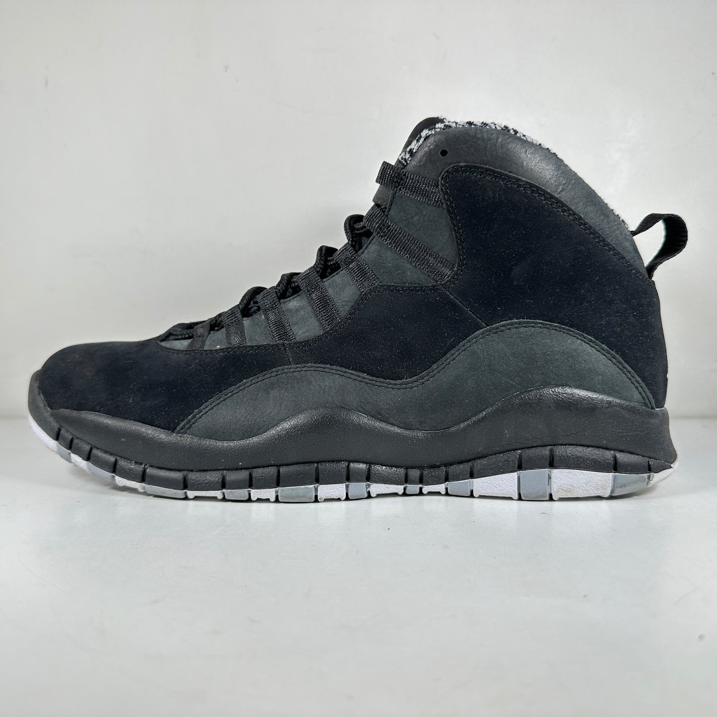 310805 003 Jordan 10 Retro Stealth (2012) - 10.5 M (Used)