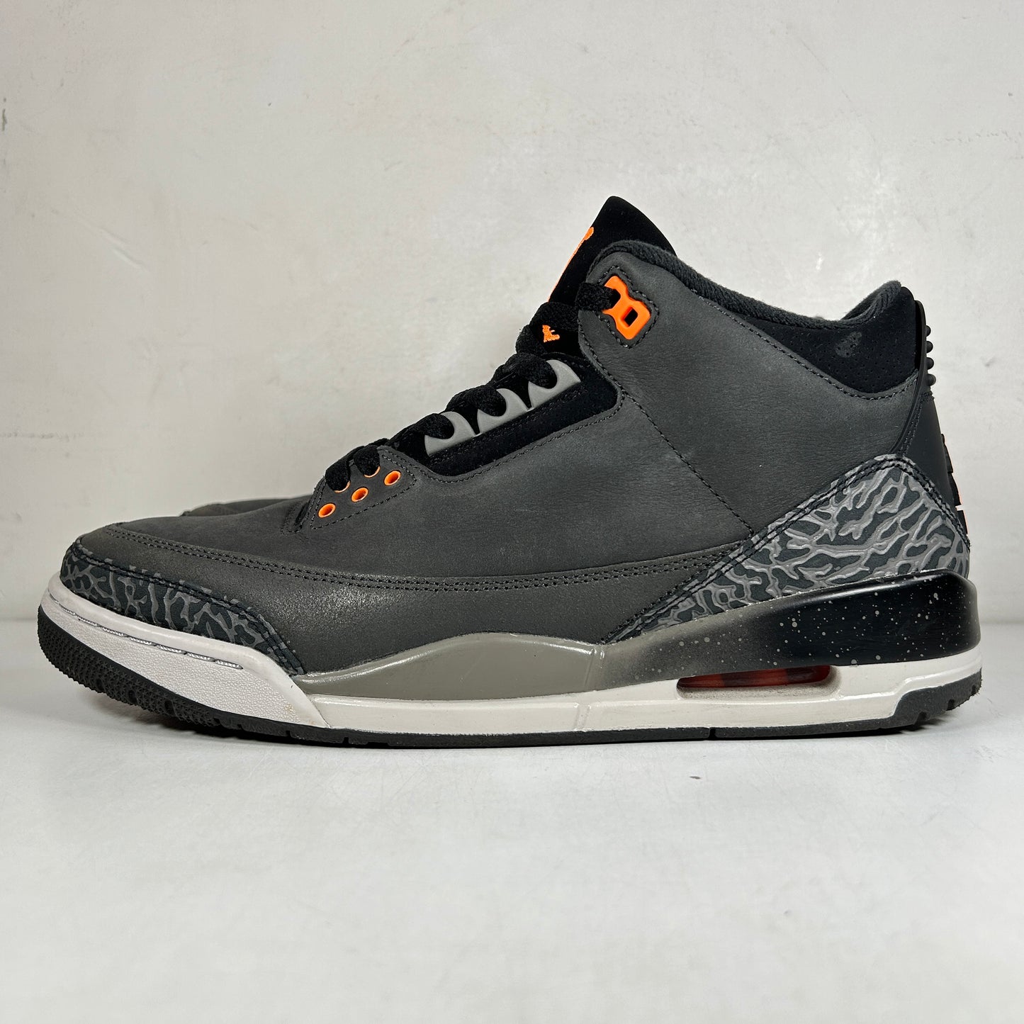 CT8532 080 Jordan 3 Retro Fear Pack (2023) [USED] - 10.5 M (Used2)