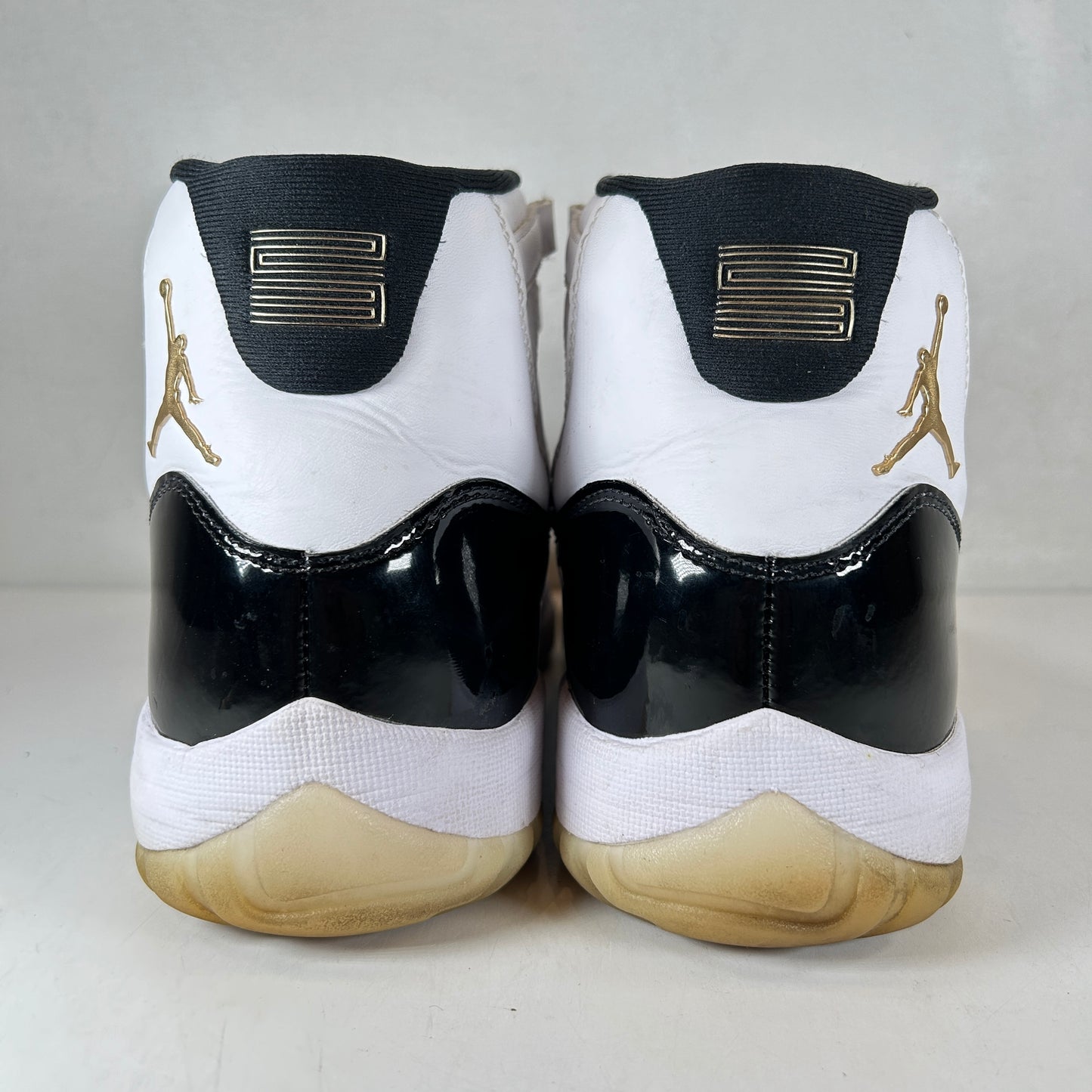 CT8012 170 Jordan 11 Retro DMP Defining Moments (2023) [USED] - 9.5 M (Used) (No Box)