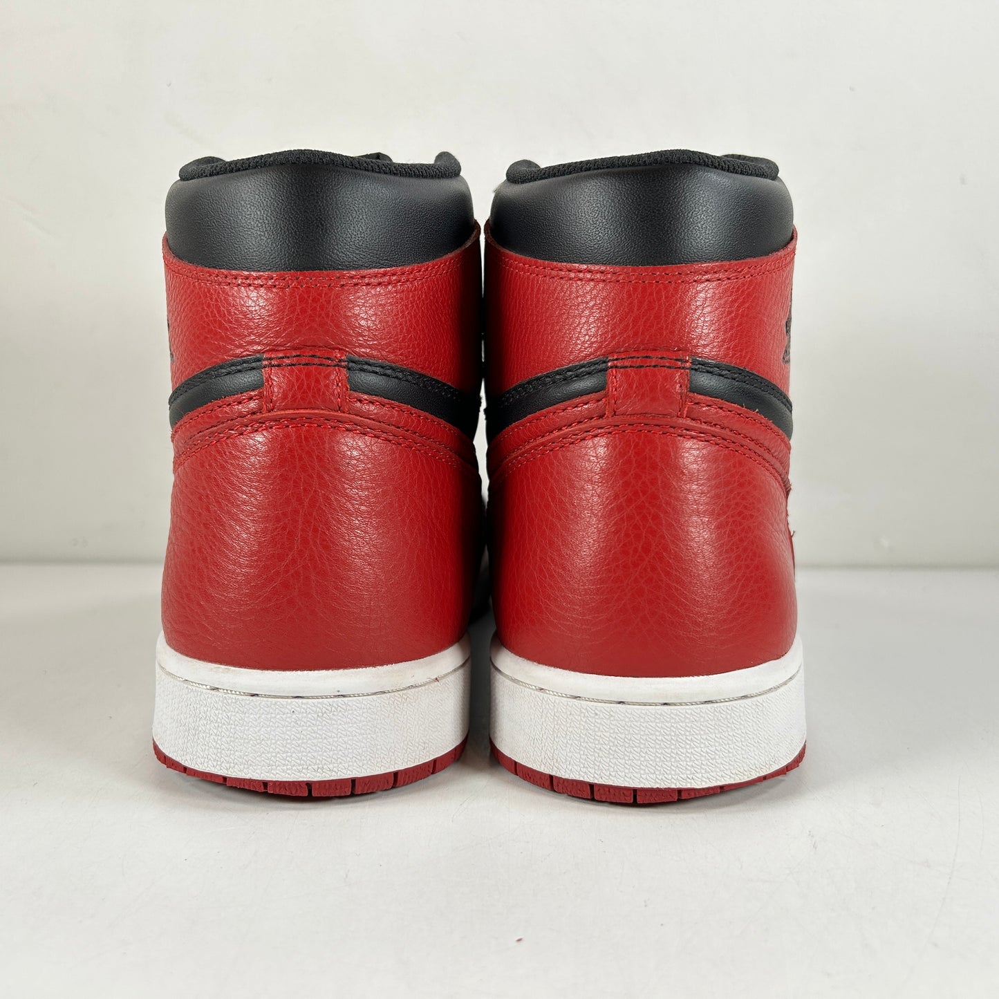 555088 001 Jordan 1 Retro High Bred Banned (2016) [USED] - 12 M (Used) (No Box)