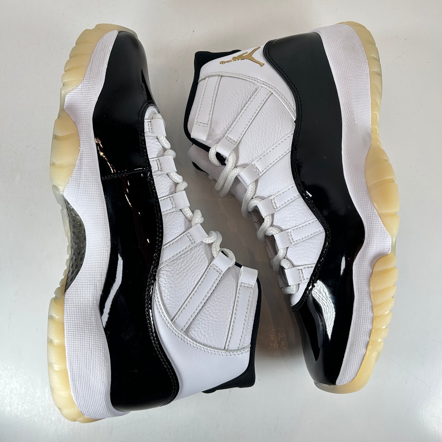 CT8012 170 Jordan 11 Retro DMP Momentos definidores (2023)