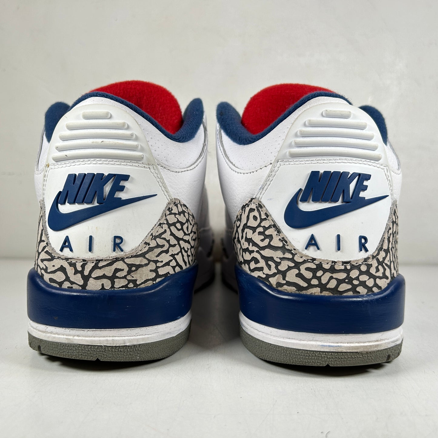 854262 106 Jordan 3 Retro Azul verdadero (2016)