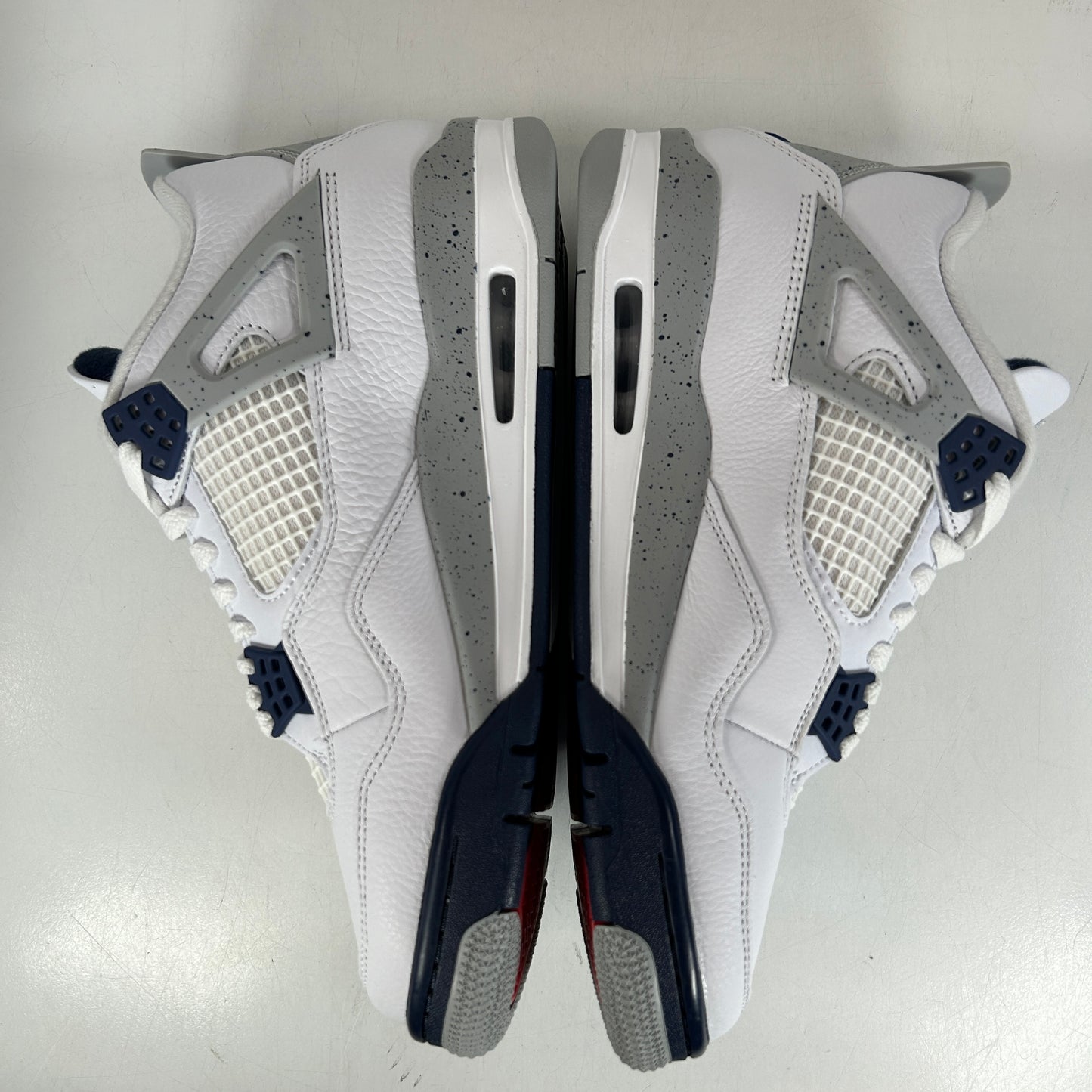 DH6927 140 Jordan 4 Retro Midnight Navy [CONDITIONAL] - 9.5 M (Yellowing)