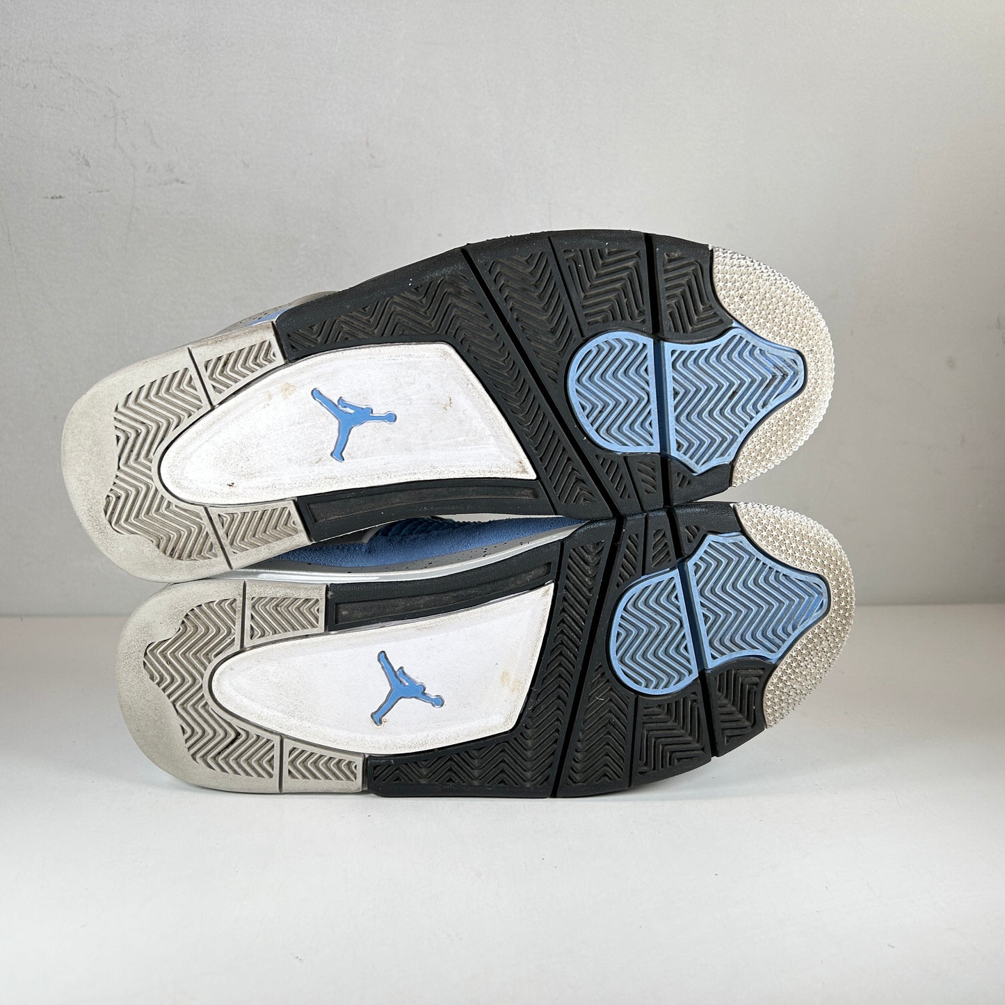 CT8527 400 Jordan 4 University Blue [USED] - 9.5 M (Used5)