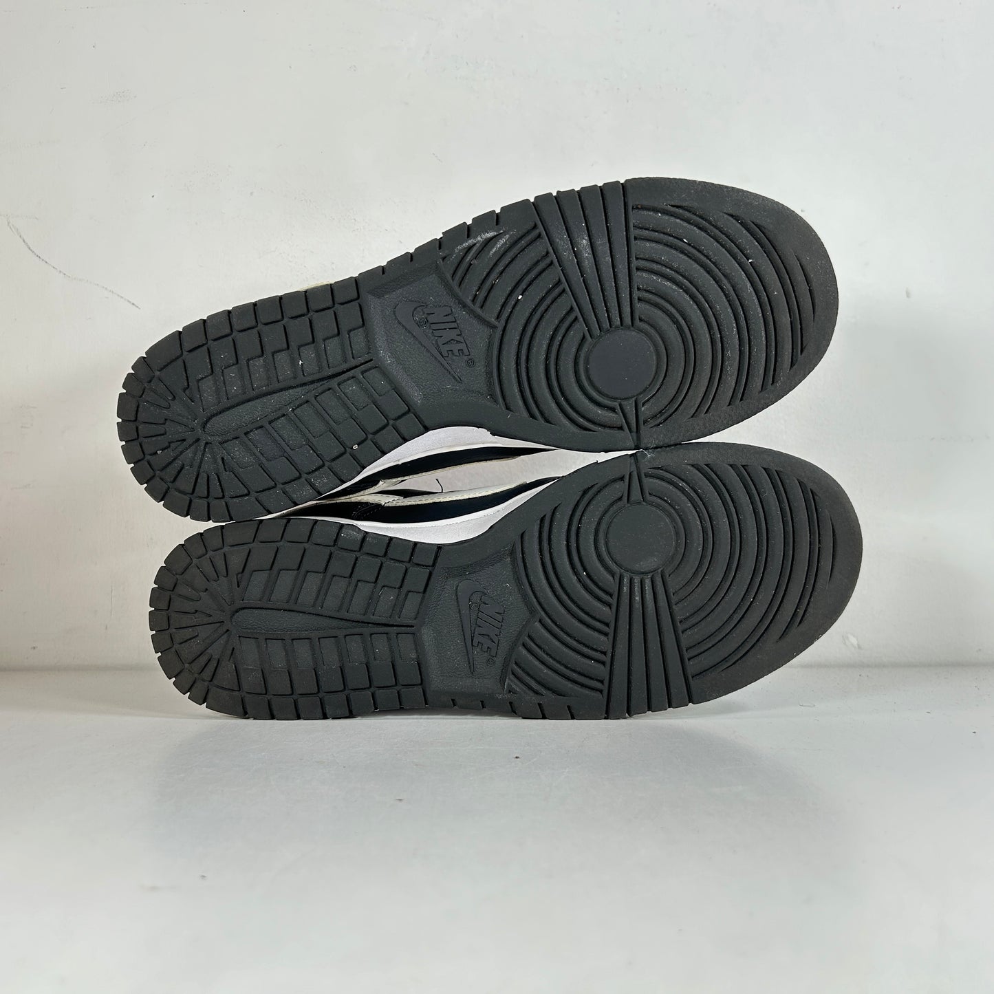 DJ6188 002 Nike Dunk Low Black White (2022) [USED] - 9 M (Used)