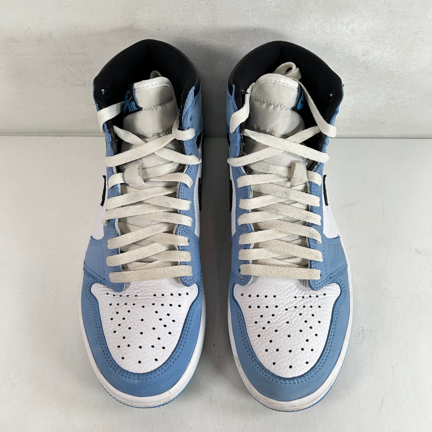 555088 134 Jordan 1 University Blue [USED] - 8.5 M (Used) (No Box)