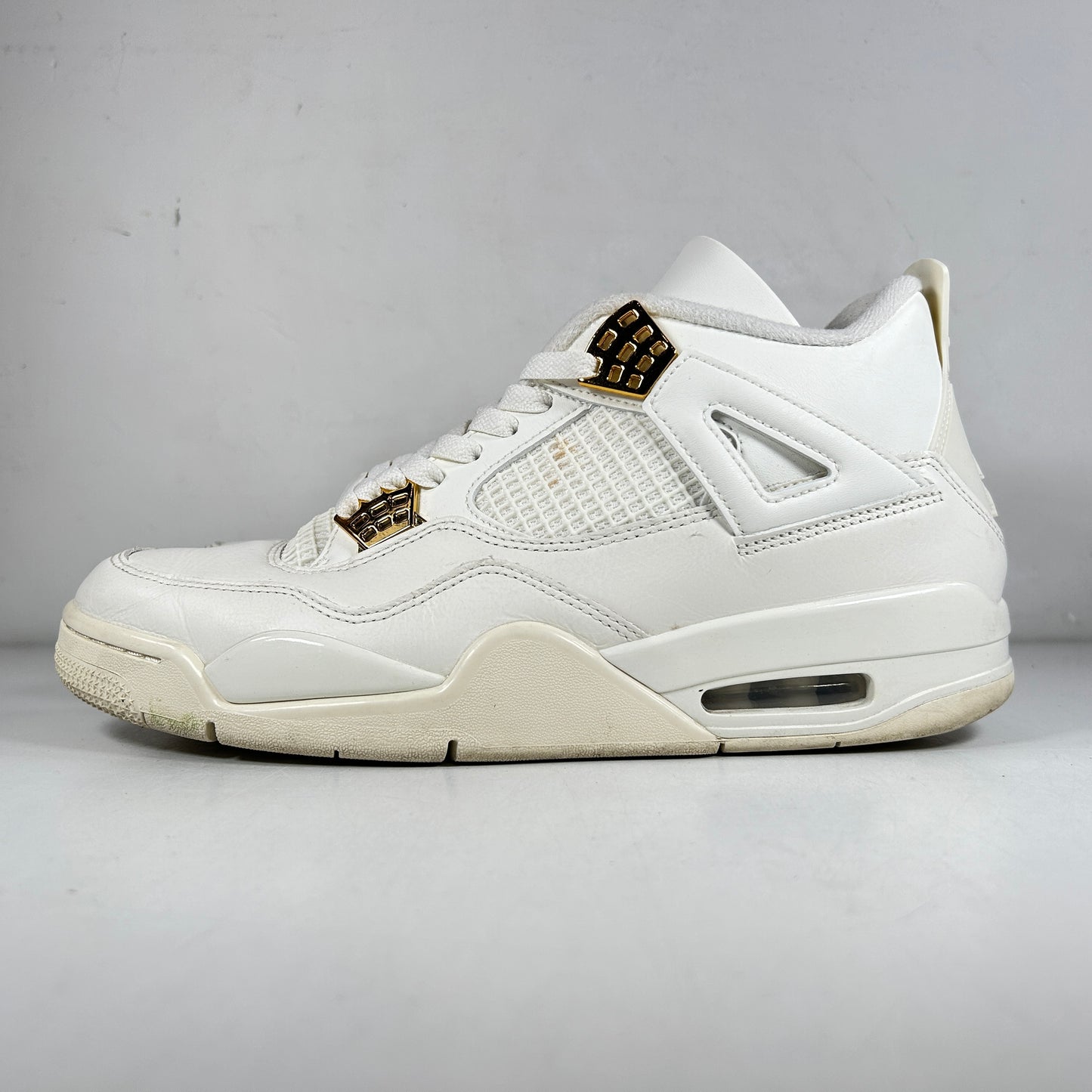 AQ9129 170 Jordan 4 Retro Metallic Gold (W) [USED] - 12 W (Used) (No Box)