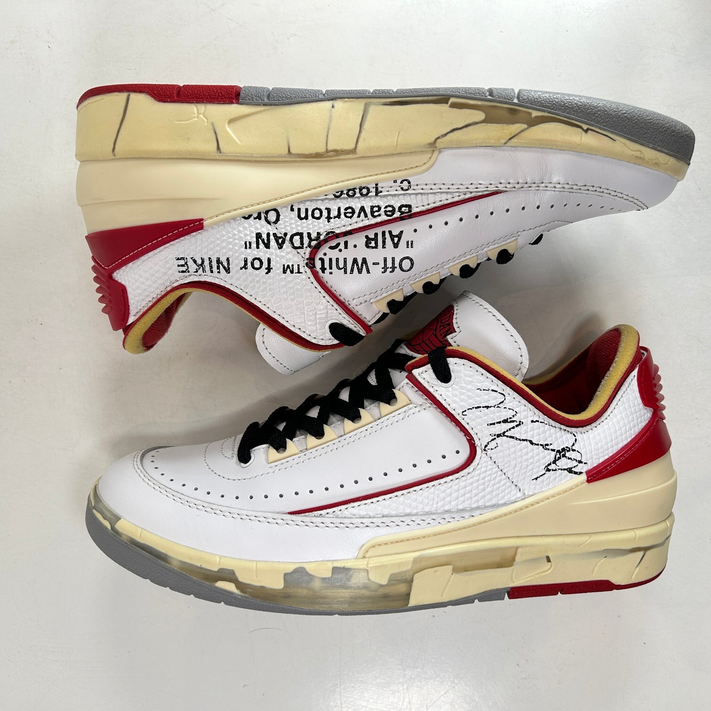 DJ4375 106 Jordan 2 Retro Low SP Off-White White Red [USED] - 7.5 M (Used)