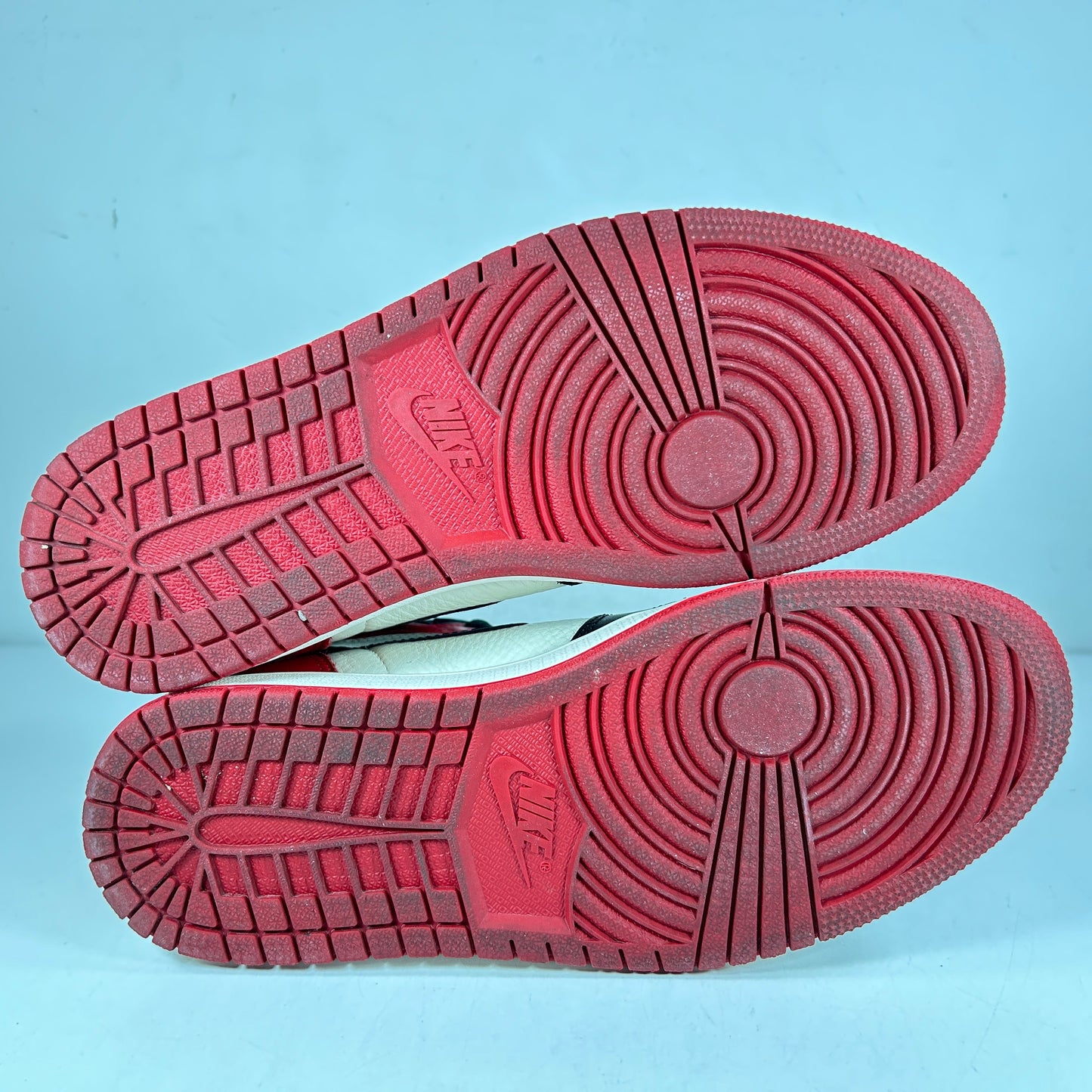 555088 610 Jordan 1 Bred Toe [USED] - 8 M (Used)