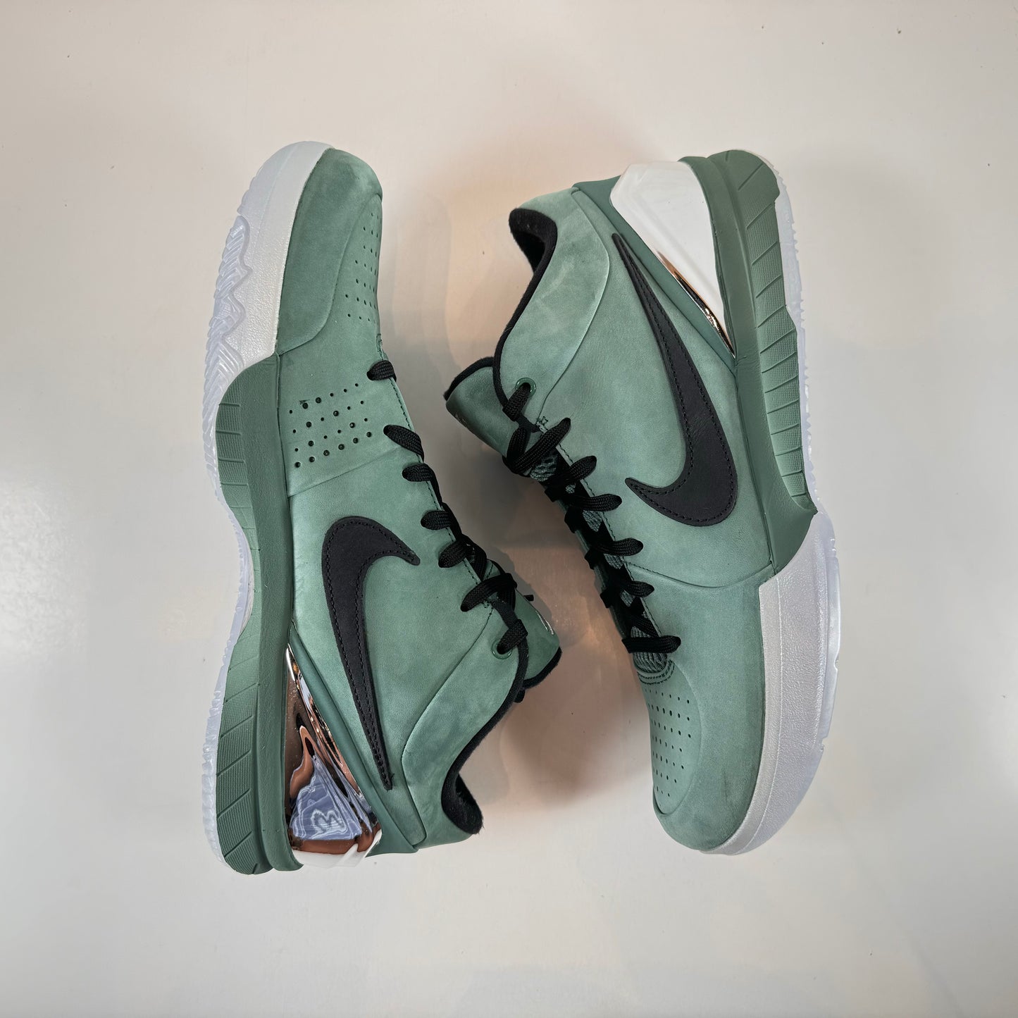 FQ3545 300 Nike Kobe 4 Protro Girl Dad [USED] - 10 M (VNDS)