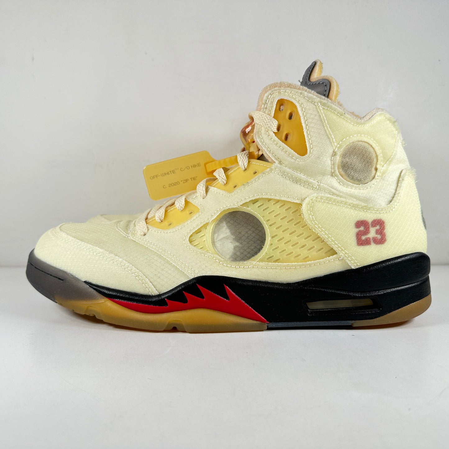 DH8565 100 Jordan 5 Off-White Sail [USED] - 12 M (VNDS2)