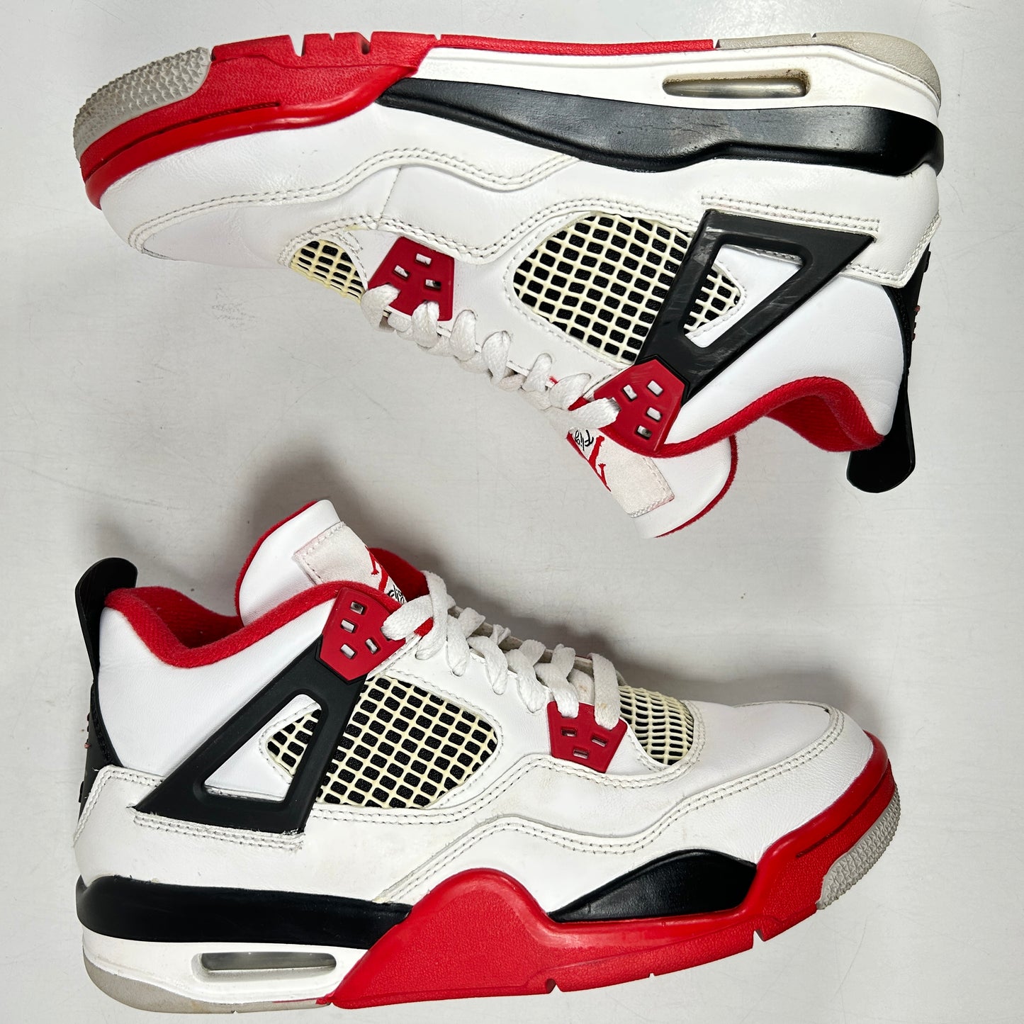 408452 160 Jordan 4 Retro Fire Red (2020) (GS) [USED] - 6 Y (Used) (No Box)