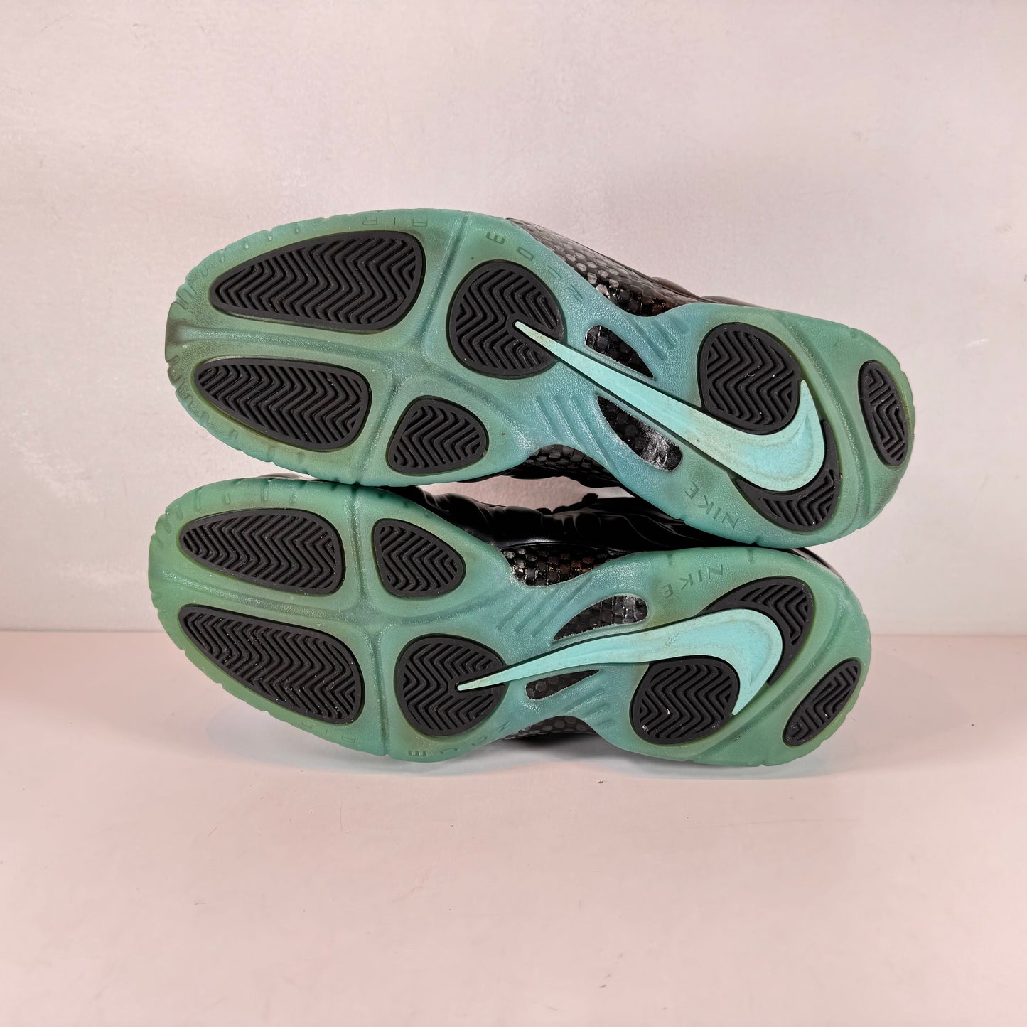 624041 402 Nike Air Foamposite Pro Dark Obsidian [USED] - 10.5 M (Used)