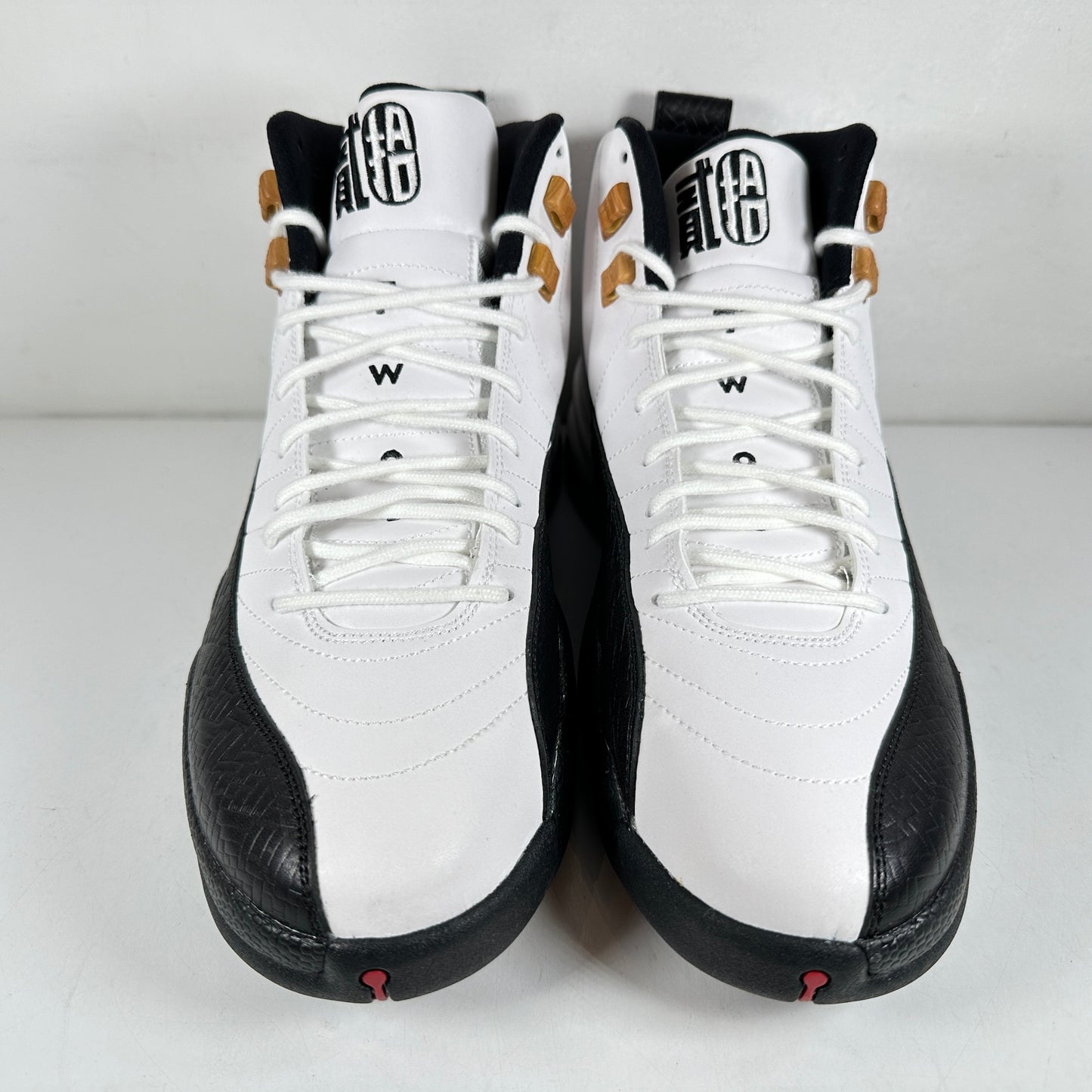 881427 122 Jordan 12 Retro Chinese New Year [USED] - 11 M (Used)