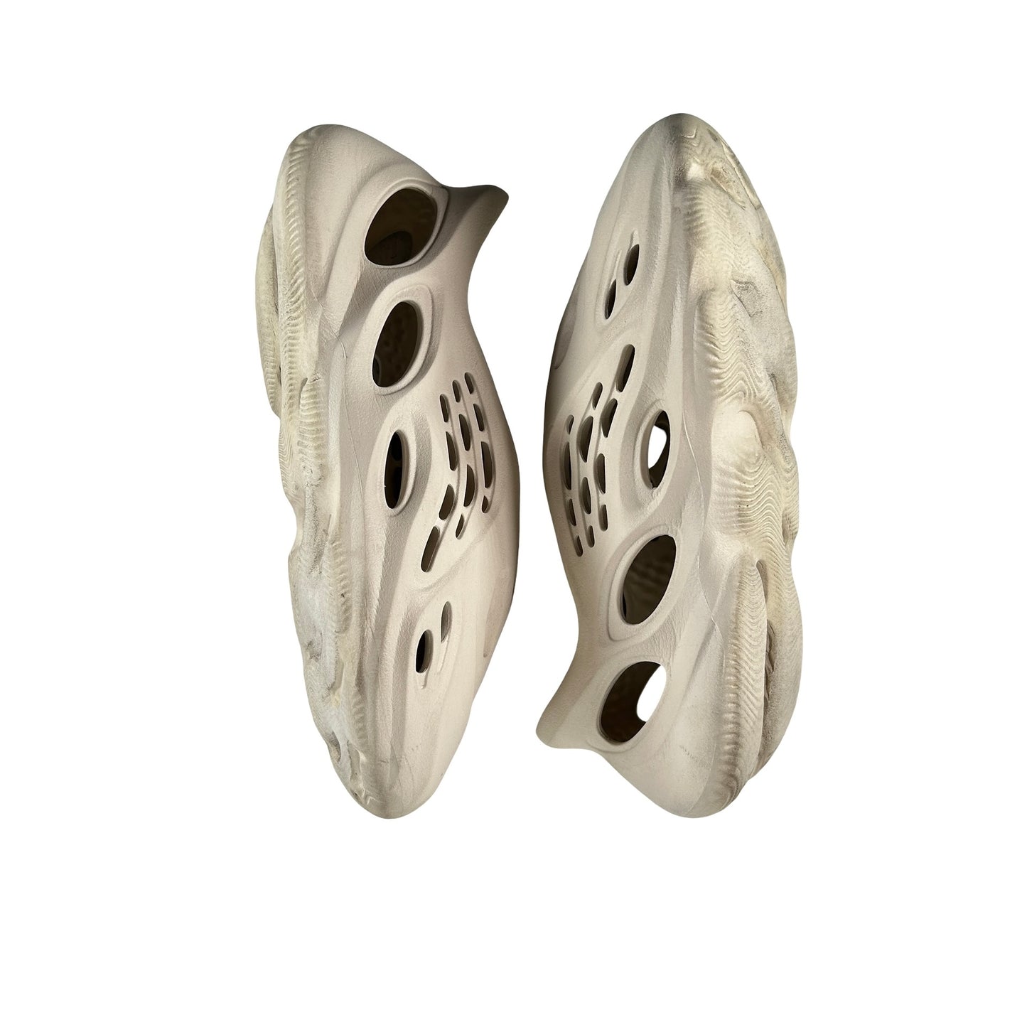 FY4567 adidas Yeezy Foam RNNR Sand [USED] - 10 M (Used)