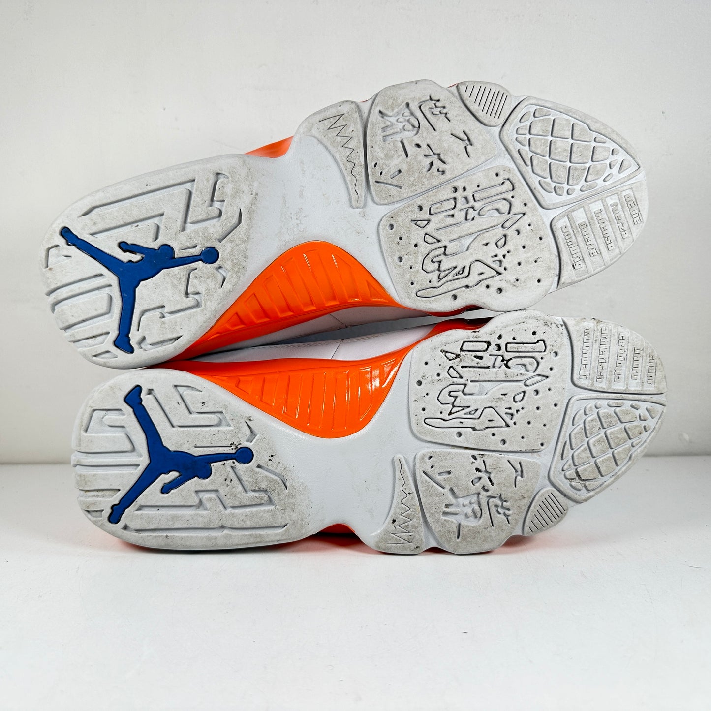 302370 040 Jordan 9 Retro Fontay Montana (Knicks) [USED] - 10.5 M (Used)