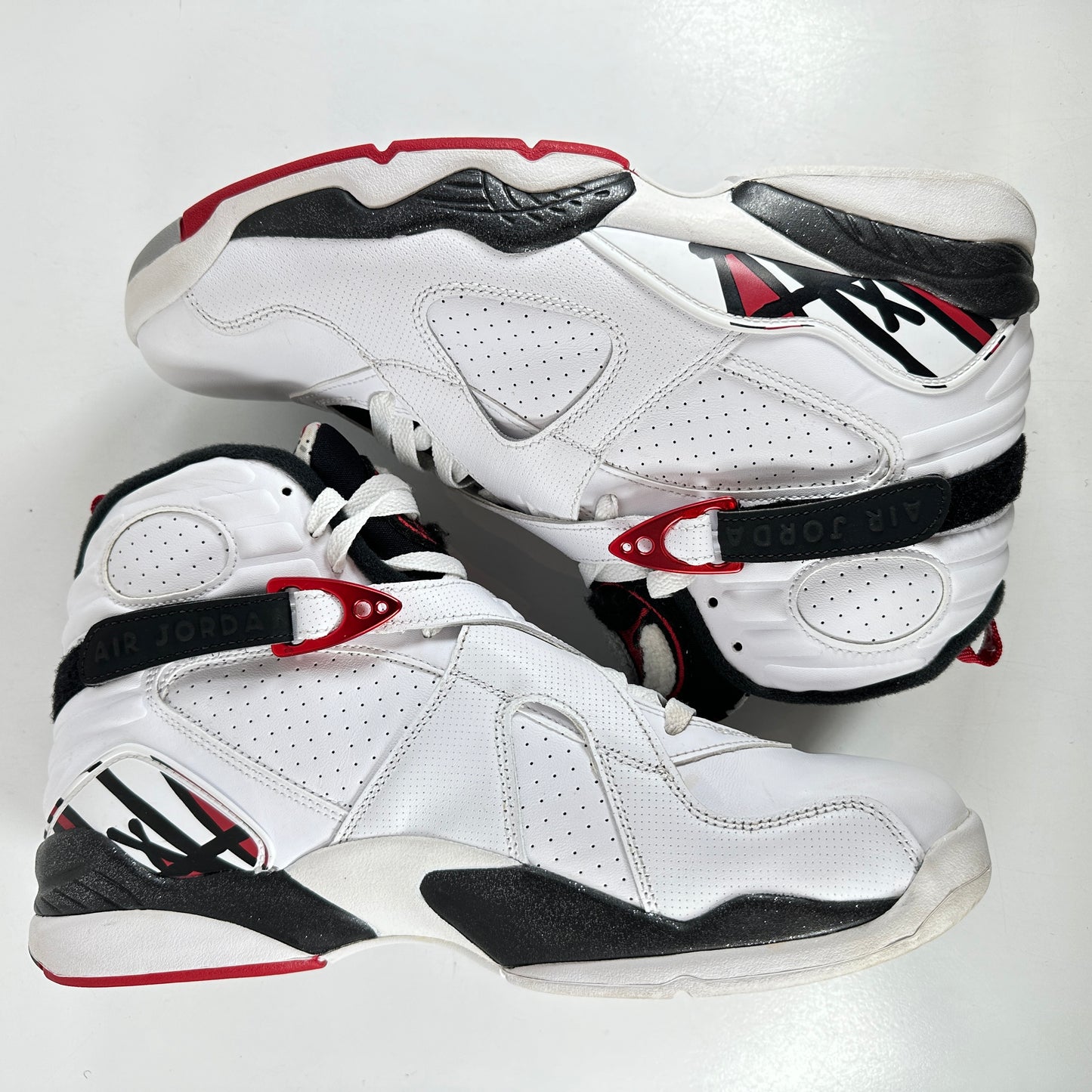 305381 104 Jordan 8 Retro Alternate [USED] - 11 M (Used)