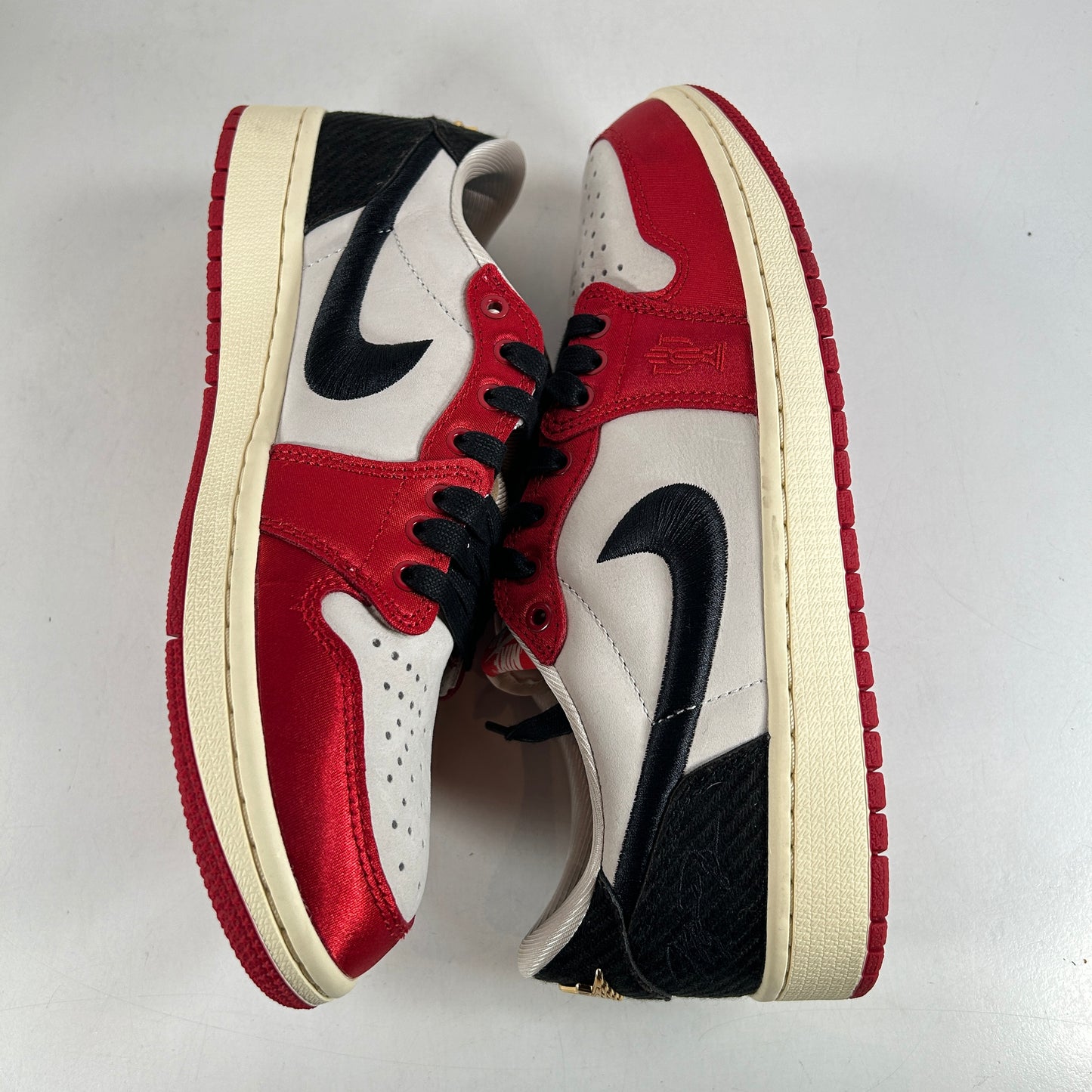 FN0432 100 Jordan 1 Retro Low OG Trophy Room Away [USED] - 8.5 M (VNDS)