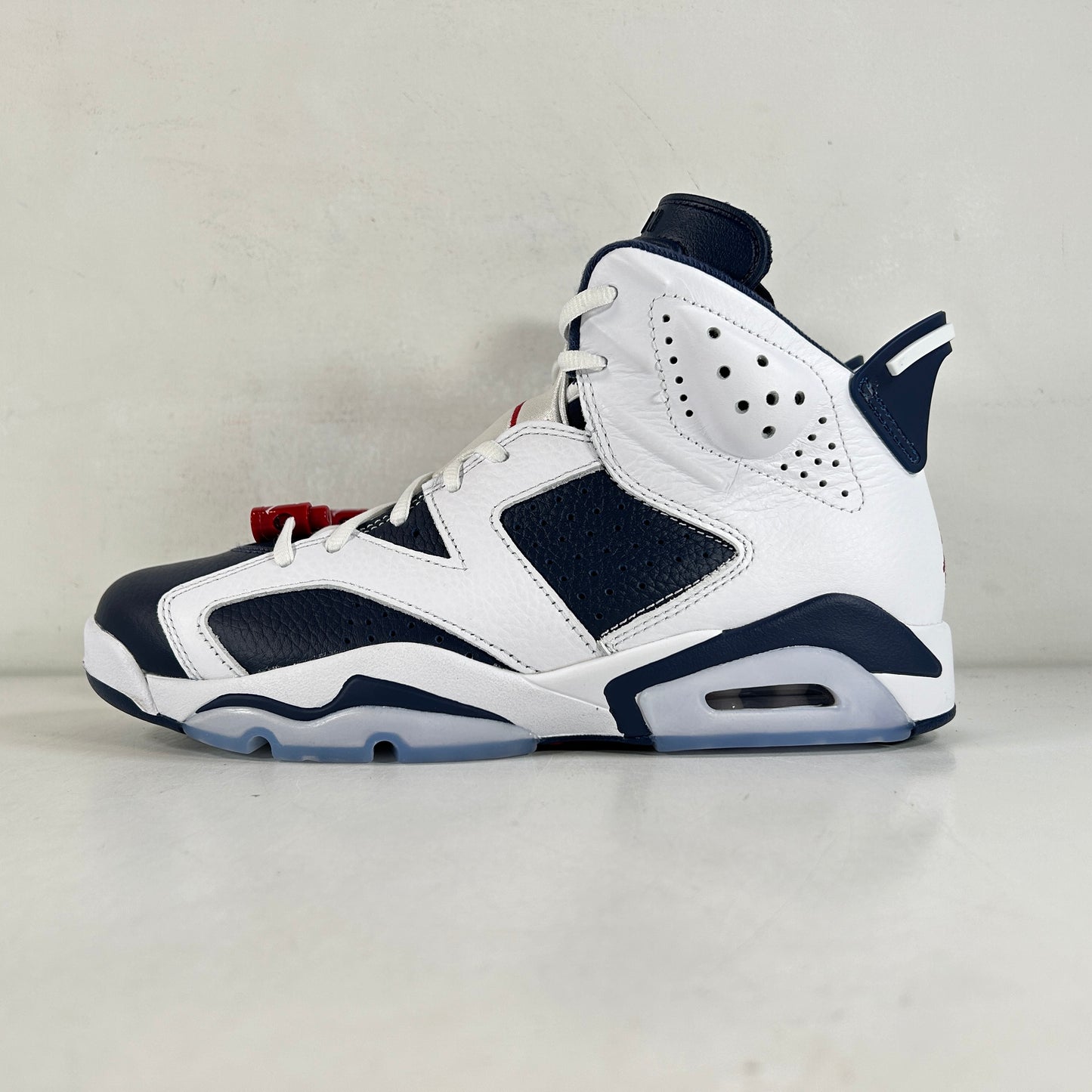 CT8529 164 Jordan 6 Retro Olympic (2024) - 8.5 M (VNDS)