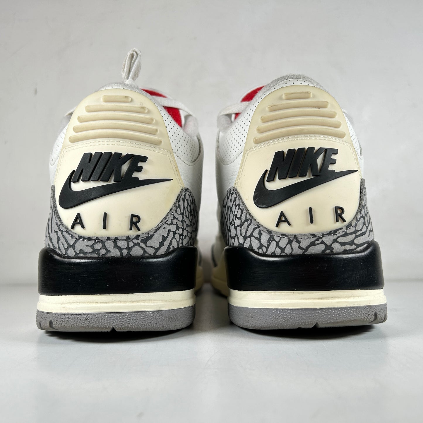 DN3707 100 Jordan 3 Retro White Cement Reimagined [USED] - 13 M (Used3)