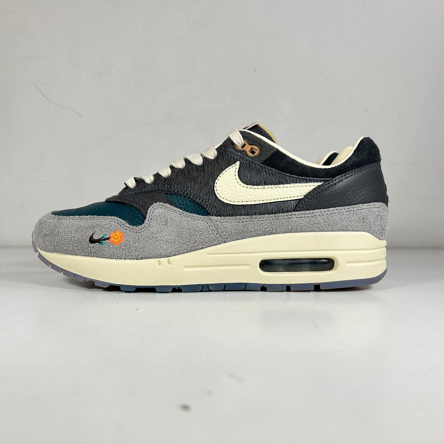 DQ8475 001 Nike Air Max 1 Kasina Won-Ang Grey [USED] - 8 M (Used)