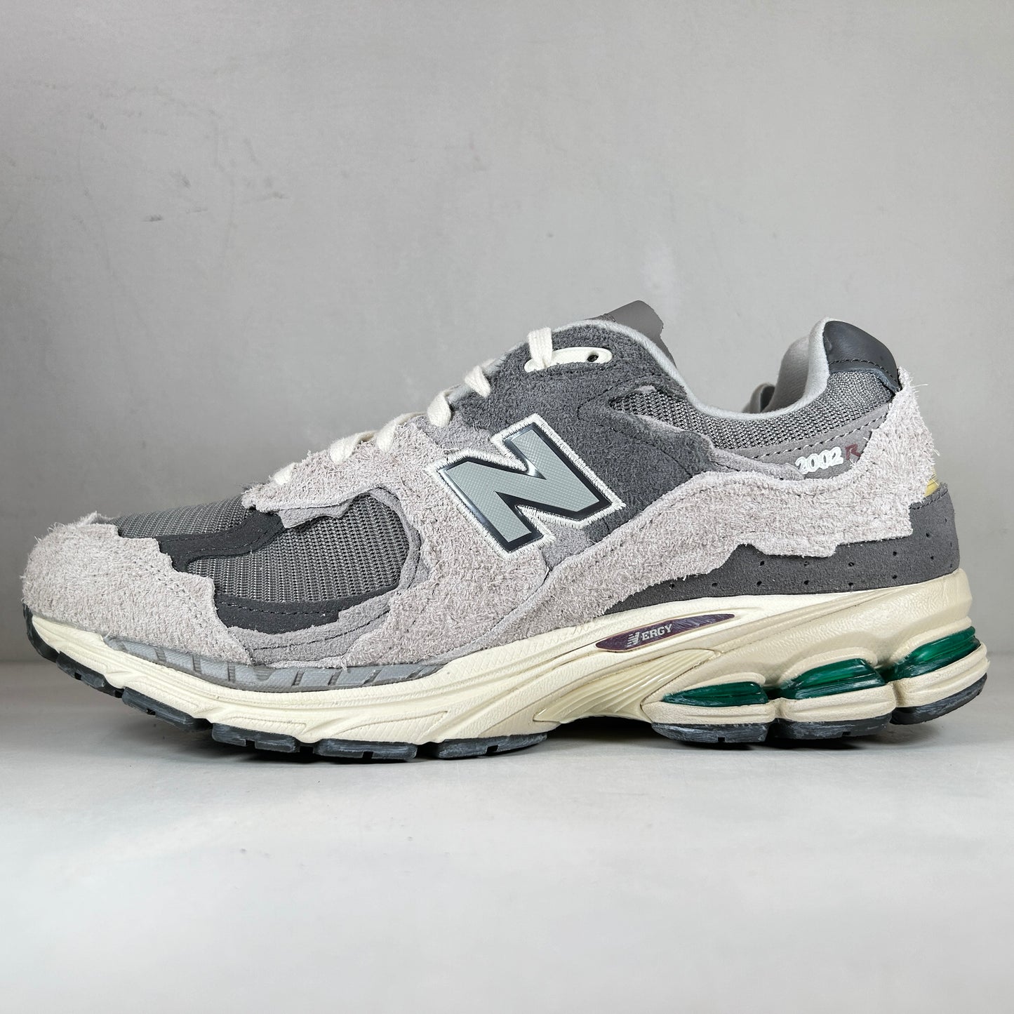 M2002RDA New Balance 2002R Protection Pack Rain Cloud [USED] - 11 M (VNDS)